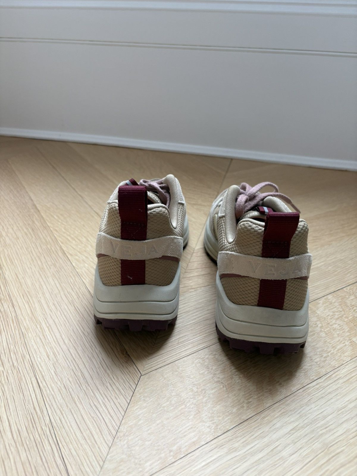 Veja Veja Venturi Alveomesh & Suede Sneaker Size 9.5 Size US 9.5 / IT 39.5 - 4 Thumbnail