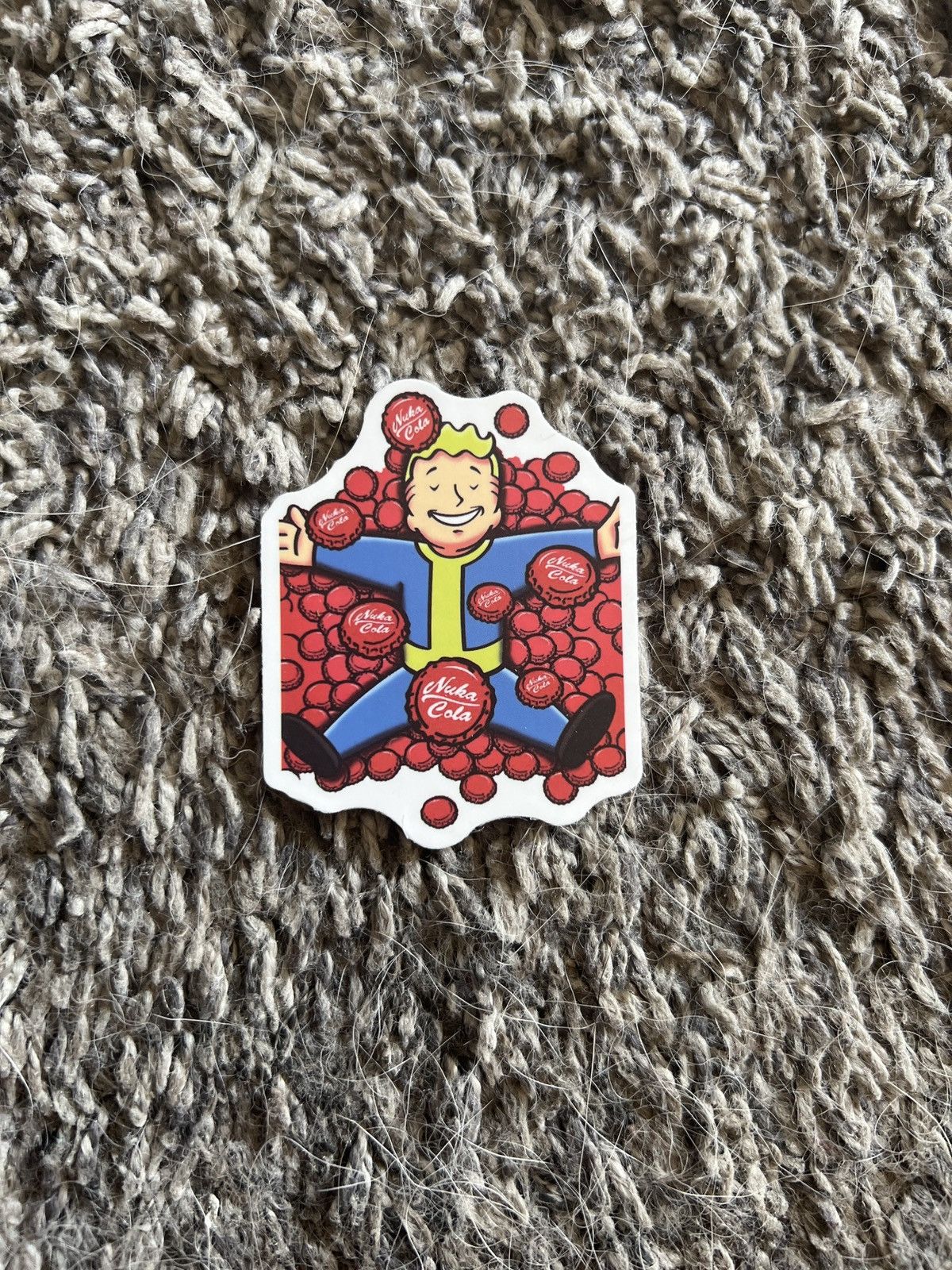 Hypebeast × Vintage Fallout Vault Boy Nuka-Cola Bottle Caps Sticker Size ONE SIZE - 1 Thumbnail