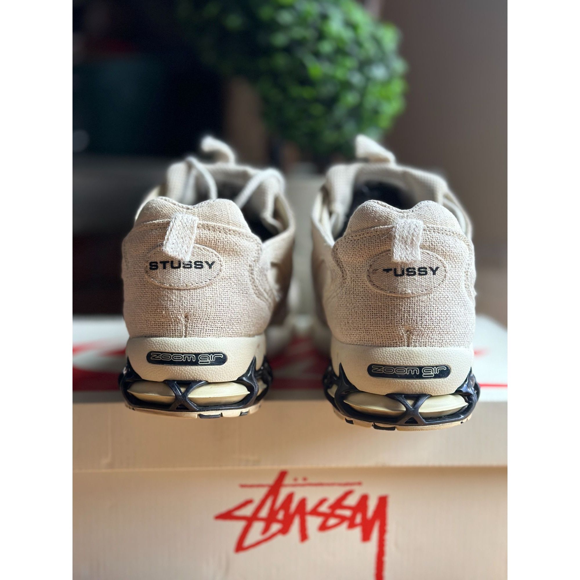 Nike NIKE STUSSY X AIR ZOOM SPIRIDON CAGED 2 'FOSSIL' LIMITED SOL Size US 12 / EU 45 - 5 Thumbnail
