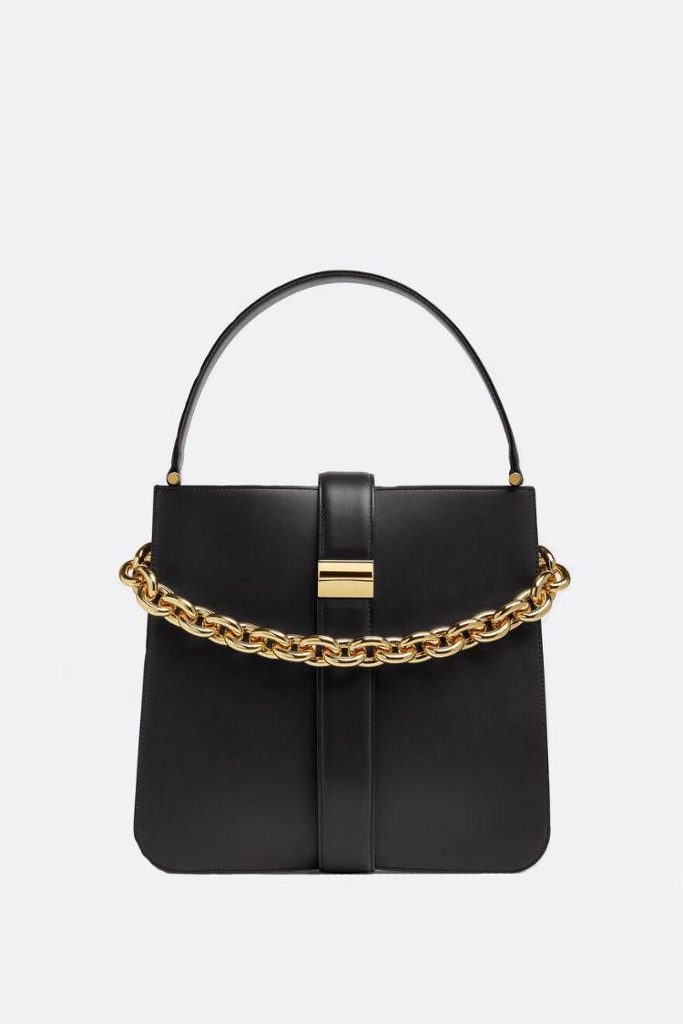 Bottega Veneta o1n1vont0325 Size: OS / Mount Bag in Black Size ONE SIZE - 1 Preview