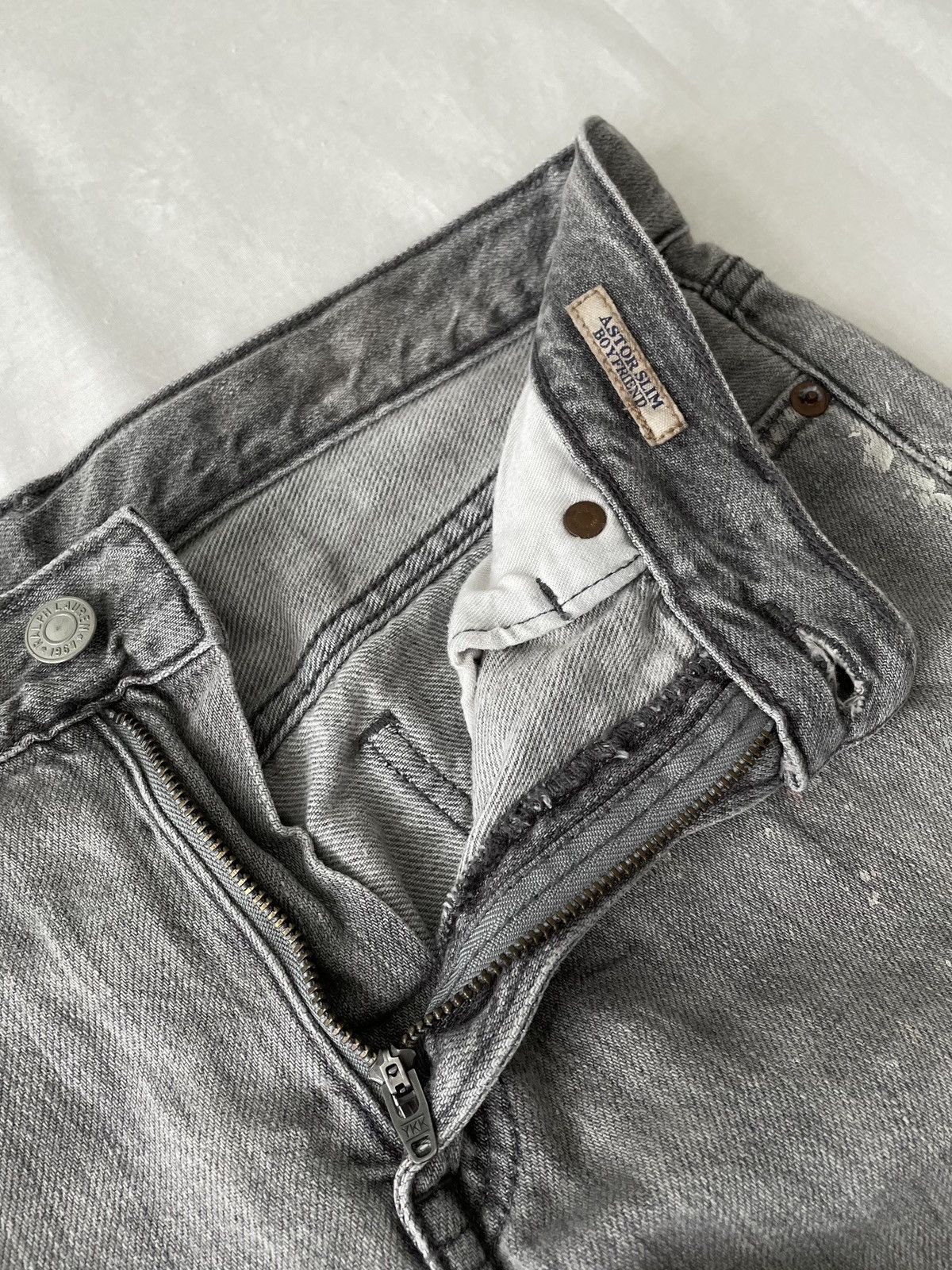 Polo Ralph Lauren Polo Ralph Lauren Astor Slim Boyfriend Paint Splatter Jeans Size 26" / US 2 / IT 38 - 7 Thumbnail
