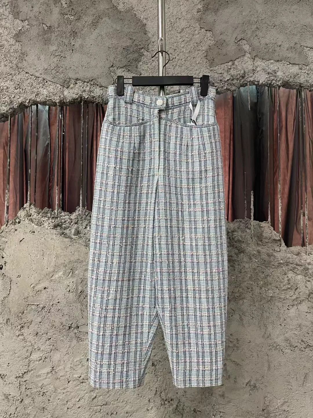 Chanel Chanel Checkered Casual Pants 36 Size US 36 / EU 52 - 1 Thumbnail