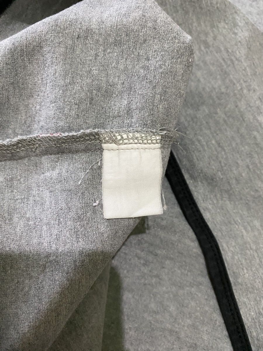 Japanese Brand Fur Japanese Clean Aesthetic Hoodie Essential Wear Style Size US L / EU 52-54 / 3 - 12 Thumbnail