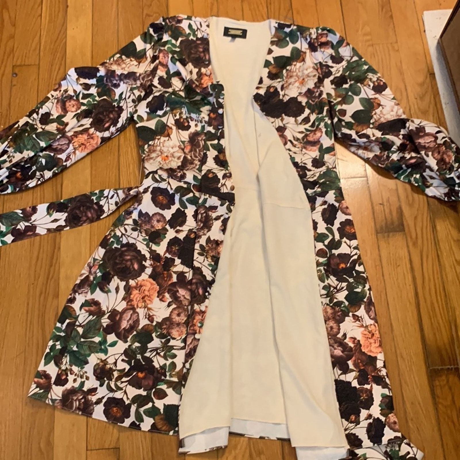 Vintage Alexia Admor moody dark floral wrap dress Size L / US 10 / IT 46 - 10 Thumbnail