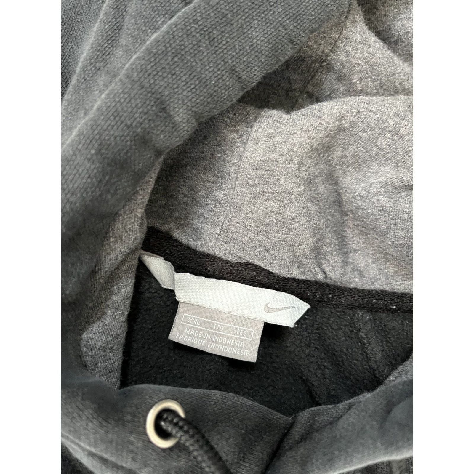 Nike VINTAGE 90s Nike Swoosh Check Hoodie Black Mens 2XL Sweatshirt Pullover Hooded Pockets Gray Tag Size US XXL / EU 58 / 5 - 5 Thumbnail