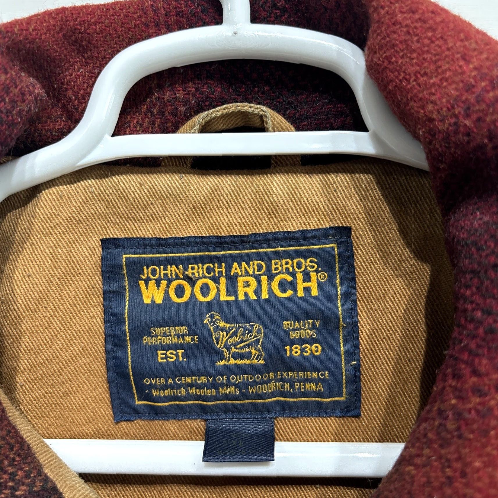 Vintage VINTAGE Woolrich 100% Wool Hunting Plaid Long Jacket Mens XL Red Size US XL / EU 56 / 4 - 3 Thumbnail