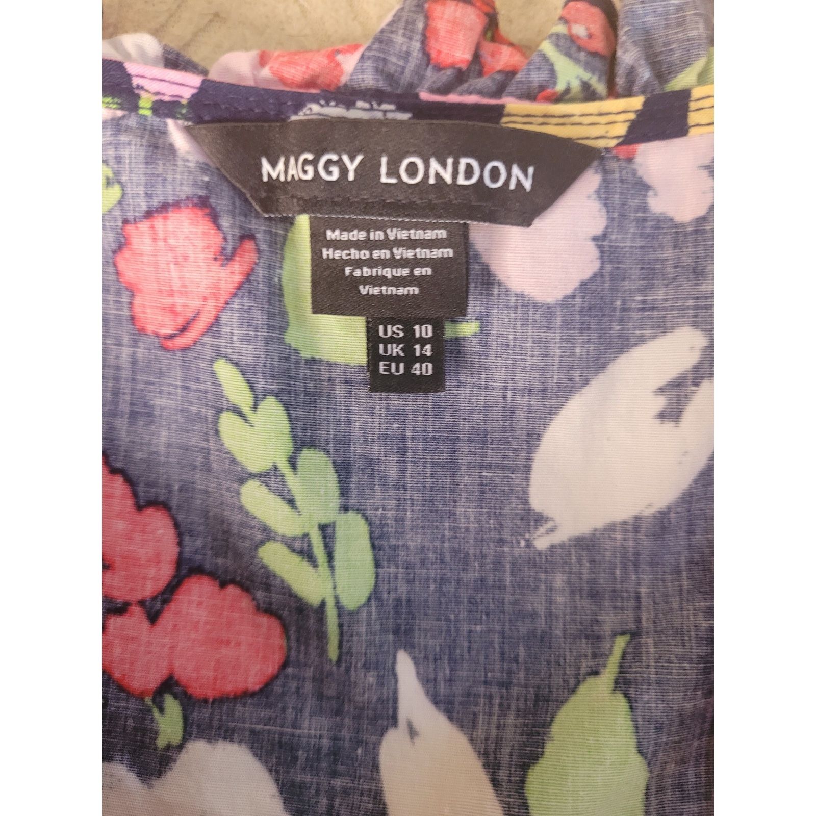 MAGGY LONDON Maggy London Navy Floral Dress Sleeveless Ruffled Sz10 Size L / US 10 / IT 46 - 7 Thumbnail