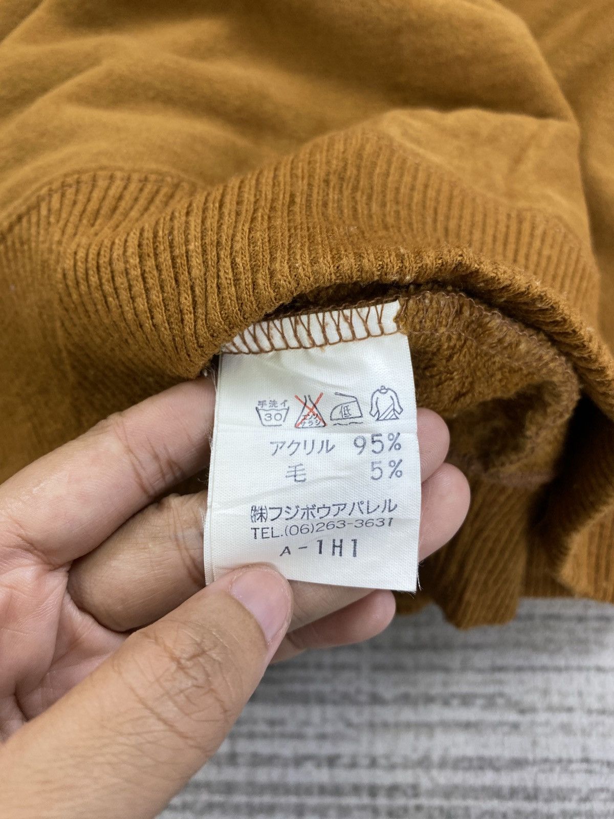 Hiroko Koshino Homme × Vintage Vtg 90s Hiroko Koshino Homme Graphic Crewneck Sweatshirt Size US M / EU 48-50 / 2 - 7 Thumbnail
