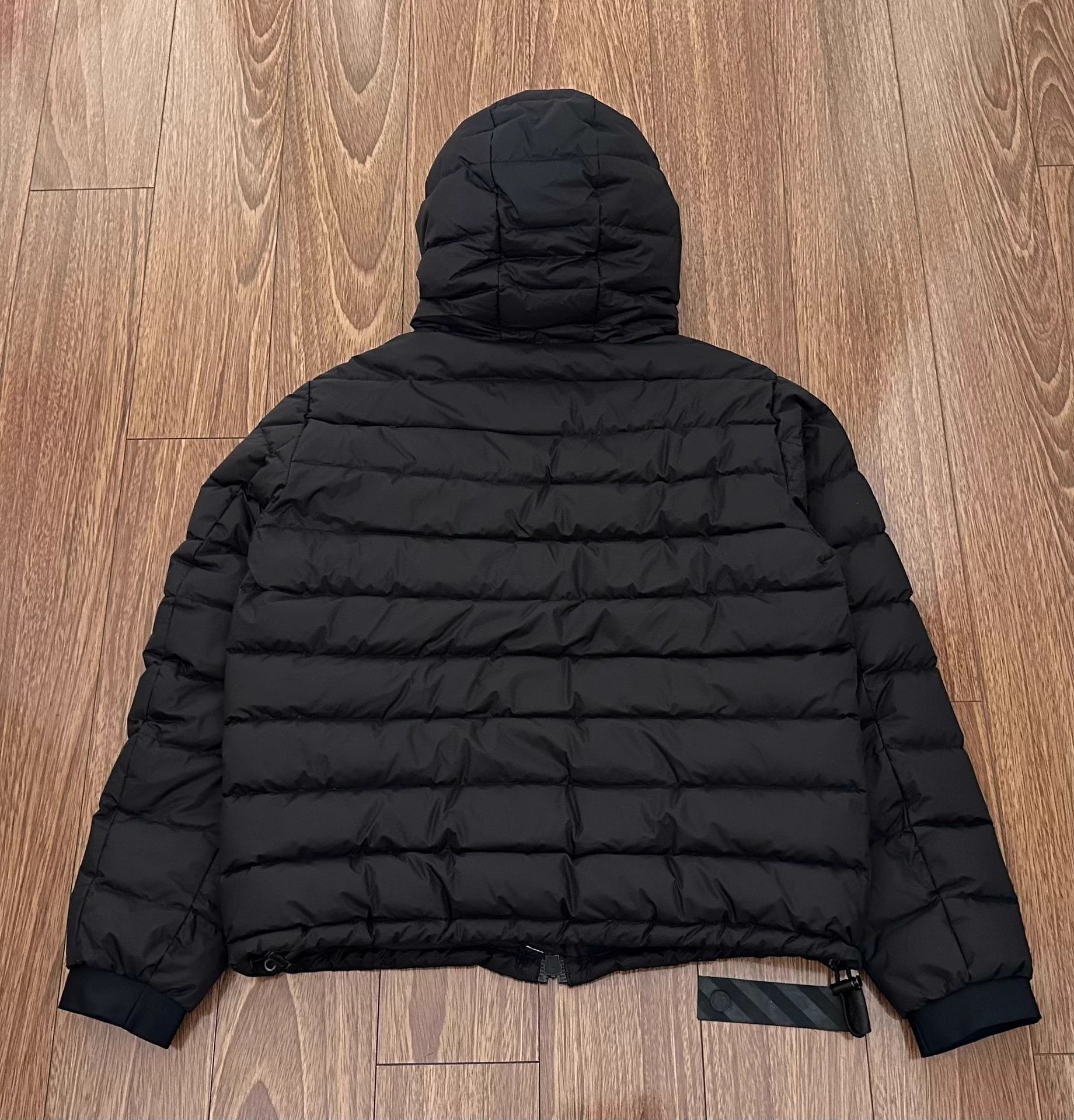 Moncler Moncler x OFF WHITE collaboration down jacket Size M / US 6-8 / IT 42-44 - 2 Thumbnail