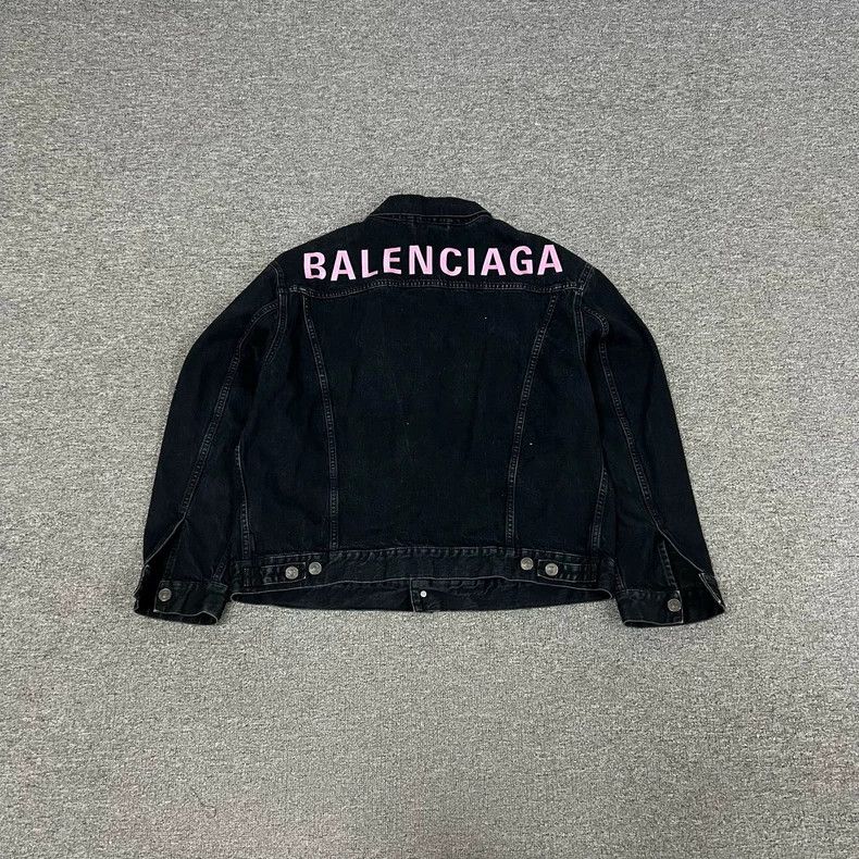 Balenciaga Balenciaga Back Embroidered Black and Pink Denim Jacket Size XS / US 0-2 / IT 36-38 - 1 Thumbnail