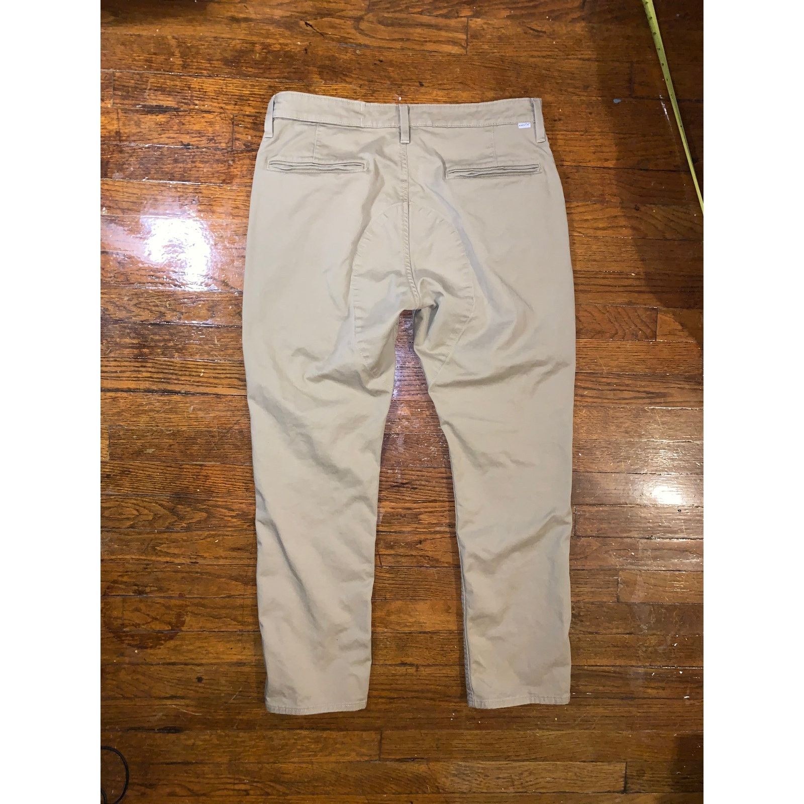 Levi's Levi’s Chino Pants Khaki W36 L30 Slim Straight Casual Mens Size US 36 / EU 52 - 2 Thumbnail