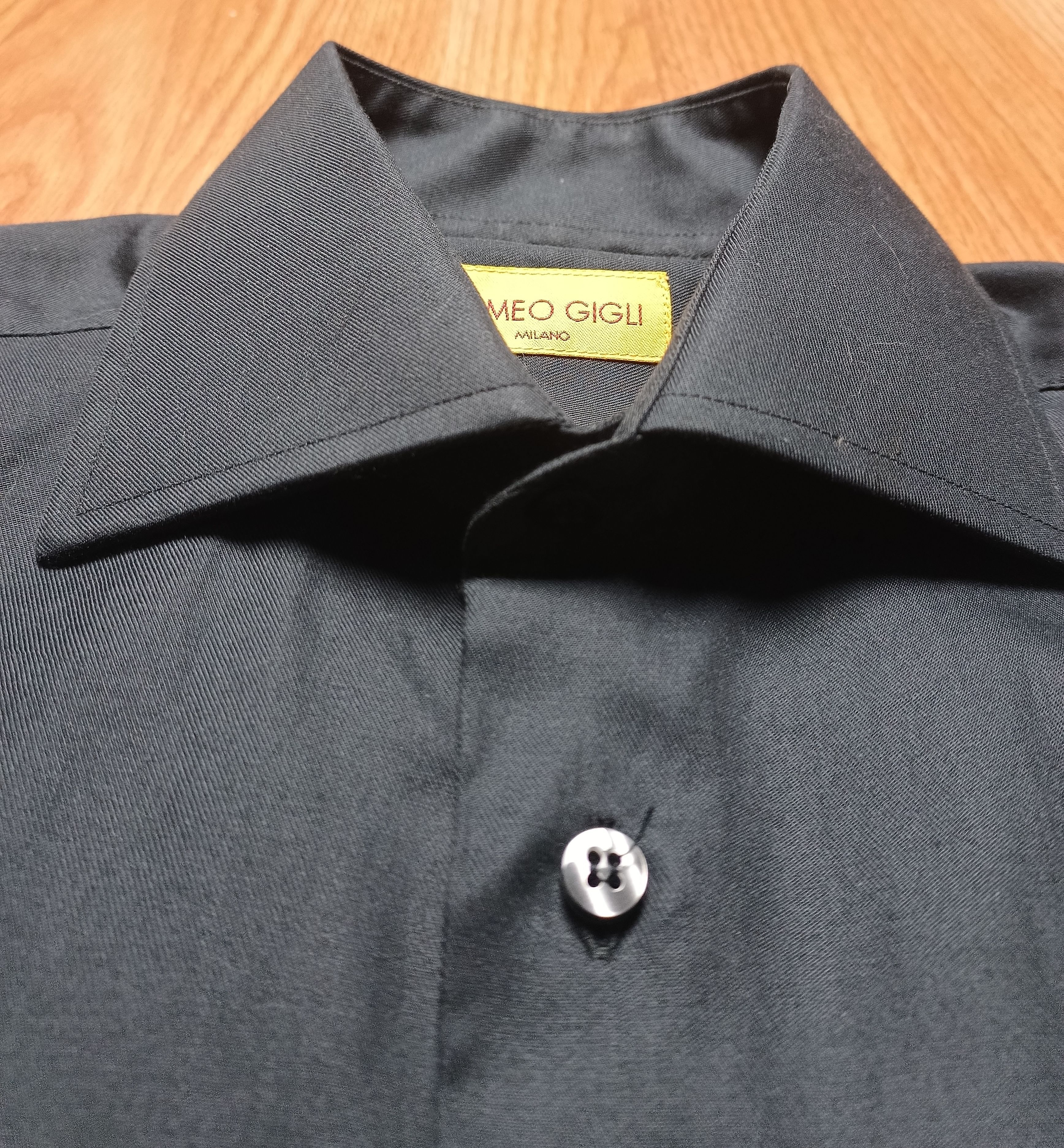 Romeo Gigli Romeo Gigli Black Men Shirt Size 15.5 /39 Size US M / EU 48-50 / 2 - 5 Thumbnail