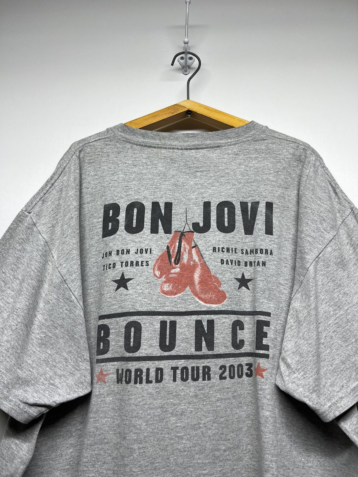 Band Tees × Bon Jovi Vintage 2004 Faded Bon Jovi World The Bounce Tour T-Shirt Size US XL / EU 56 / 4 - 6 Thumbnail