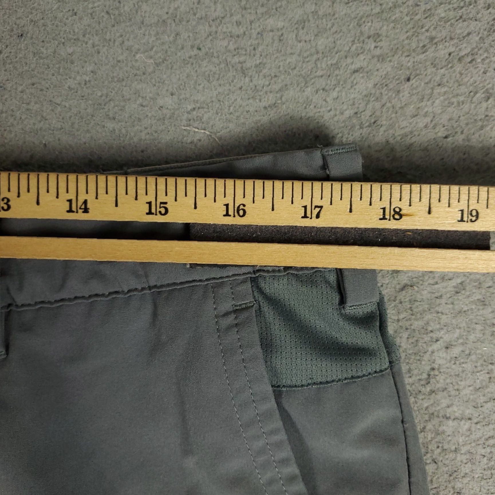 Adidas VINTAGE Adidas Chino Shorts Mens Size 36 Gray Casual Flat Front Microfiber Summer Men's Size US 36 / EU 52 - 4 Thumbnail