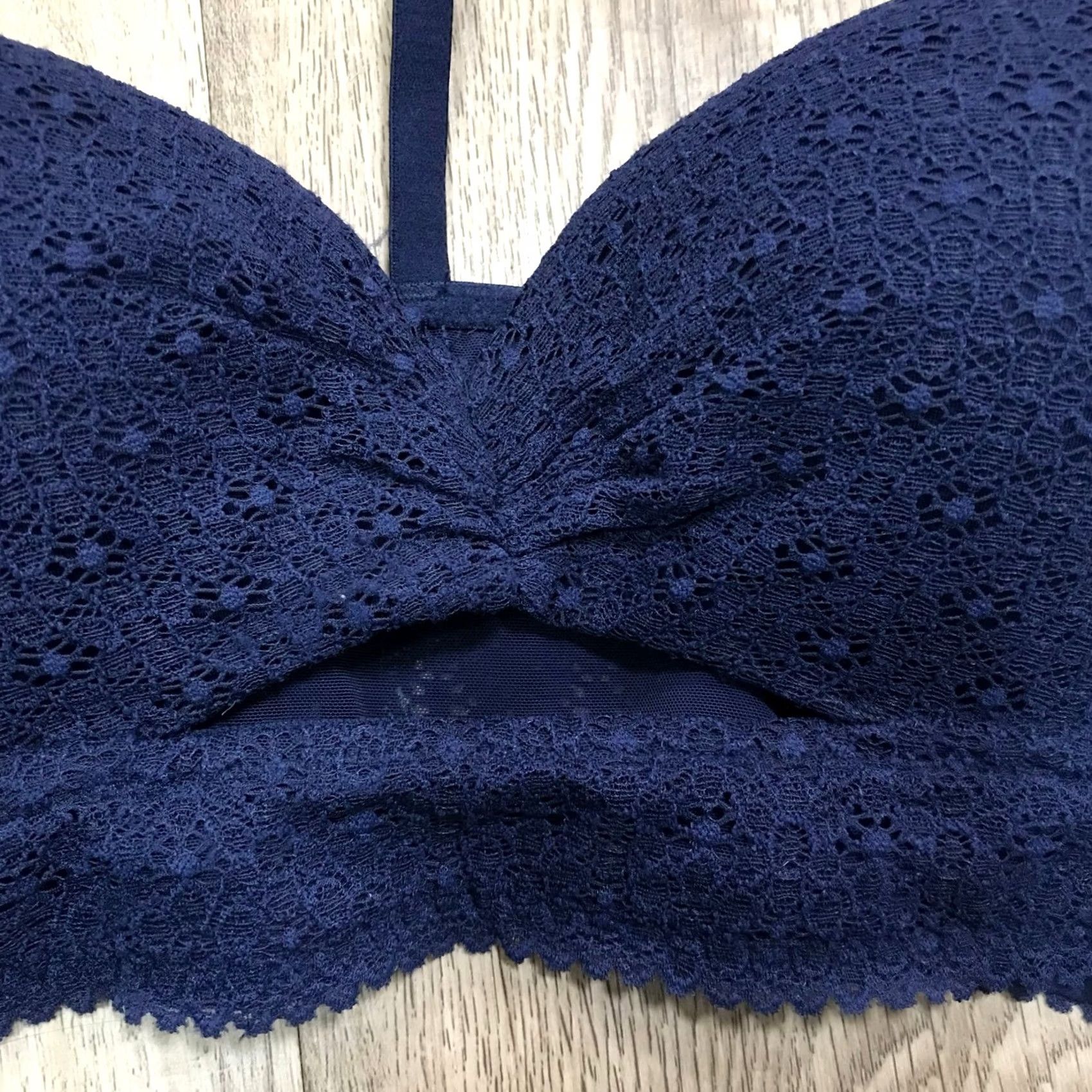 Victoria's Secret Victoria'S Secret Navy Blue Lace Racerback Bralette Bra 36B Size ONE SIZE - 2 Thumbnail