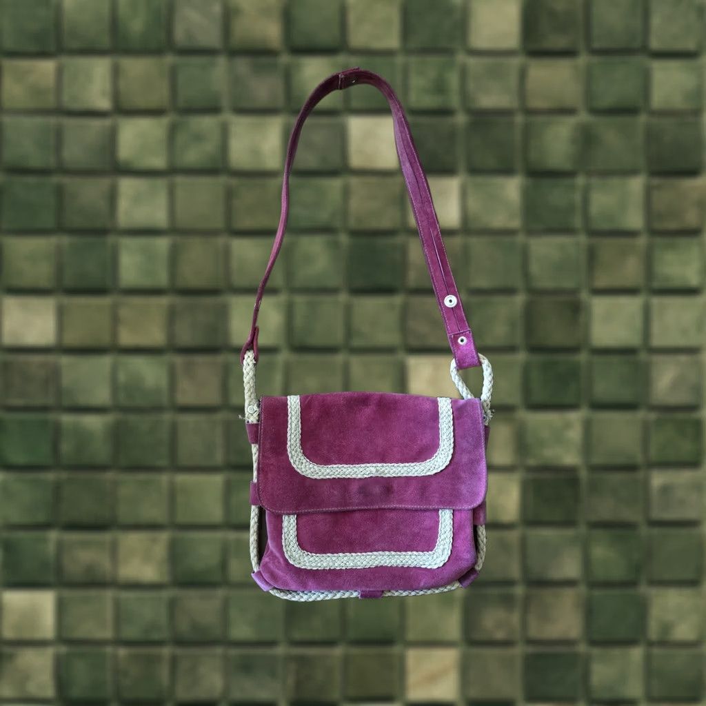 Vintage VINTAGE 1960s 1970s Foxmoor Suede Leather Italian Purse Boho Pink Shoulder Bag Womens Purse 9.5" 8.5" 17" Strap Size ONE SIZE - 1 Thumbnail