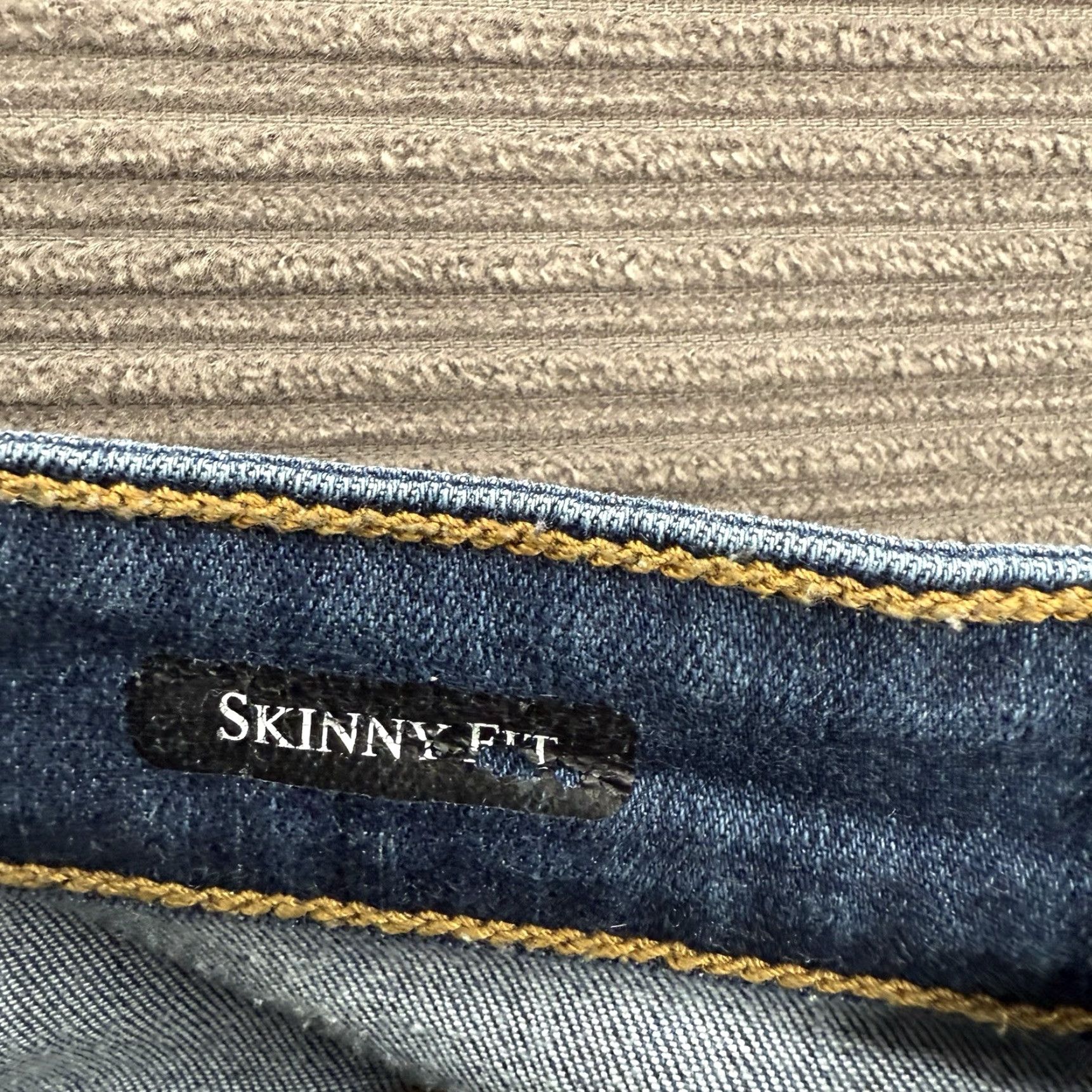Vintage Judy Blue Jeans Women 28 Blue Cotton Denim Mid Rise Distressed Skinny Fit Casual Style 28 in Inseam 27 Short Bow Zipper Button Logo Vintage? No Size 28" / US 6 / IT 42 - 4 Thumbnail
