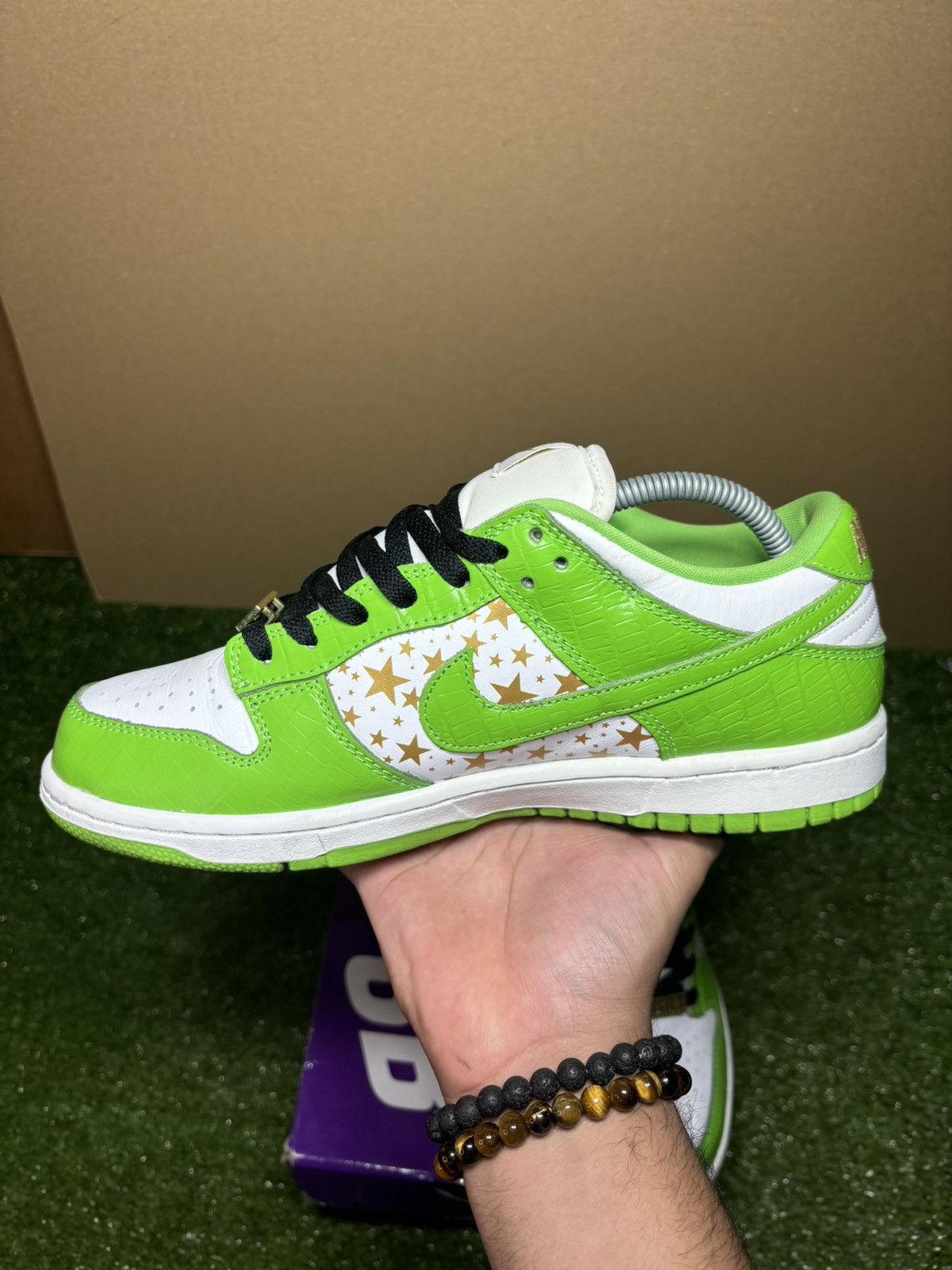 Nike SB × Supreme Nike sb supreme stars mean green 2021 Size US 8.5 / EU 41-42 - 8 Thumbnail