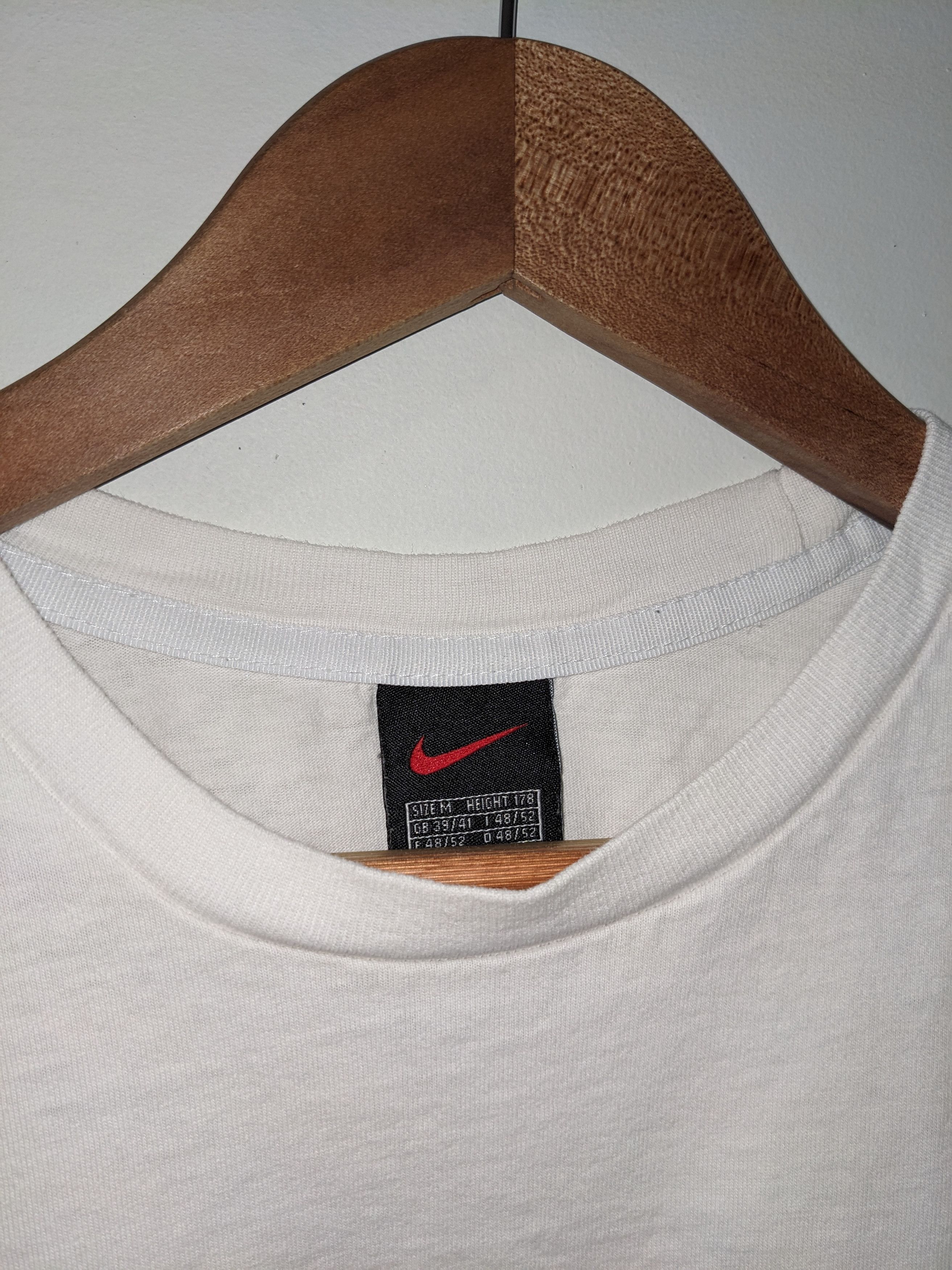 Nike × Vintage Vintage Y2K Nike Mini Swoosh Essential Check Medium T-Shirt Size US M / EU 48-50 / 2 - 6 Thumbnail