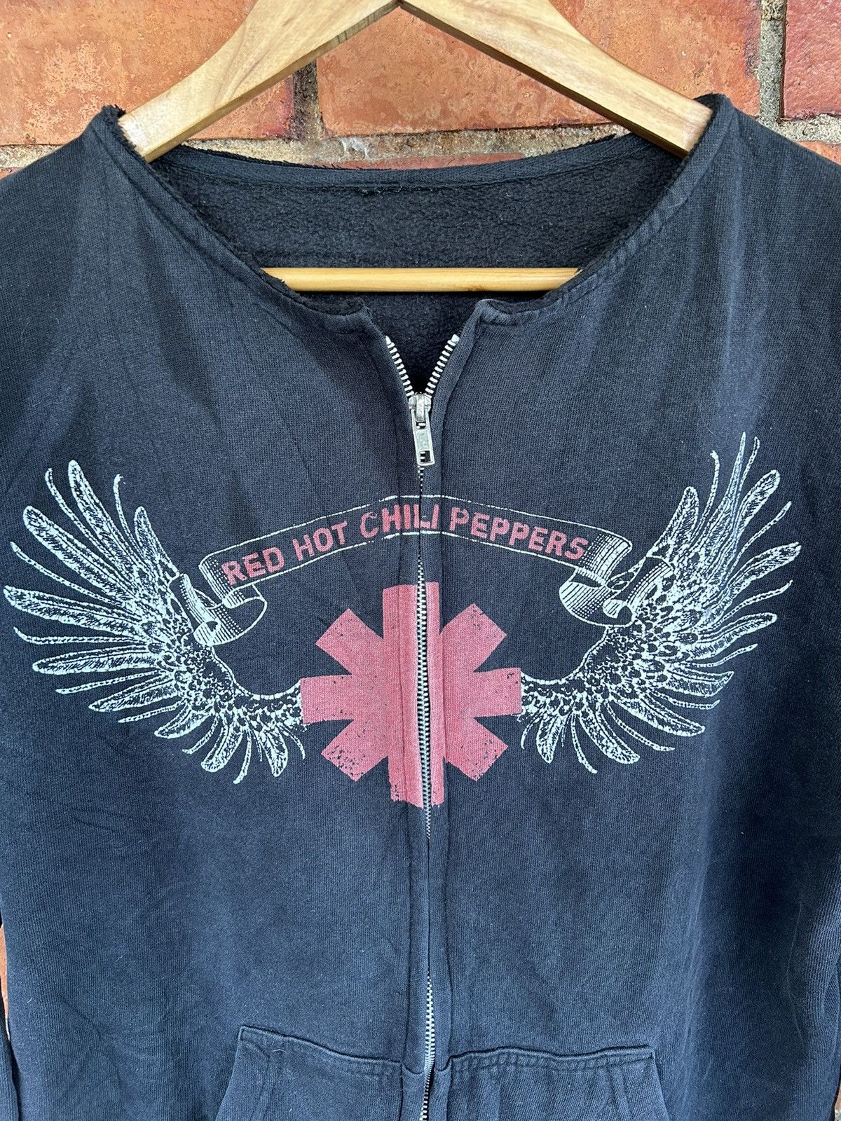 Band Tees 💥 RED HOT CHILI PEPPERS SWEATER ZIPPER Size US M / EU 48-50 / 2 - 6 Thumbnail
