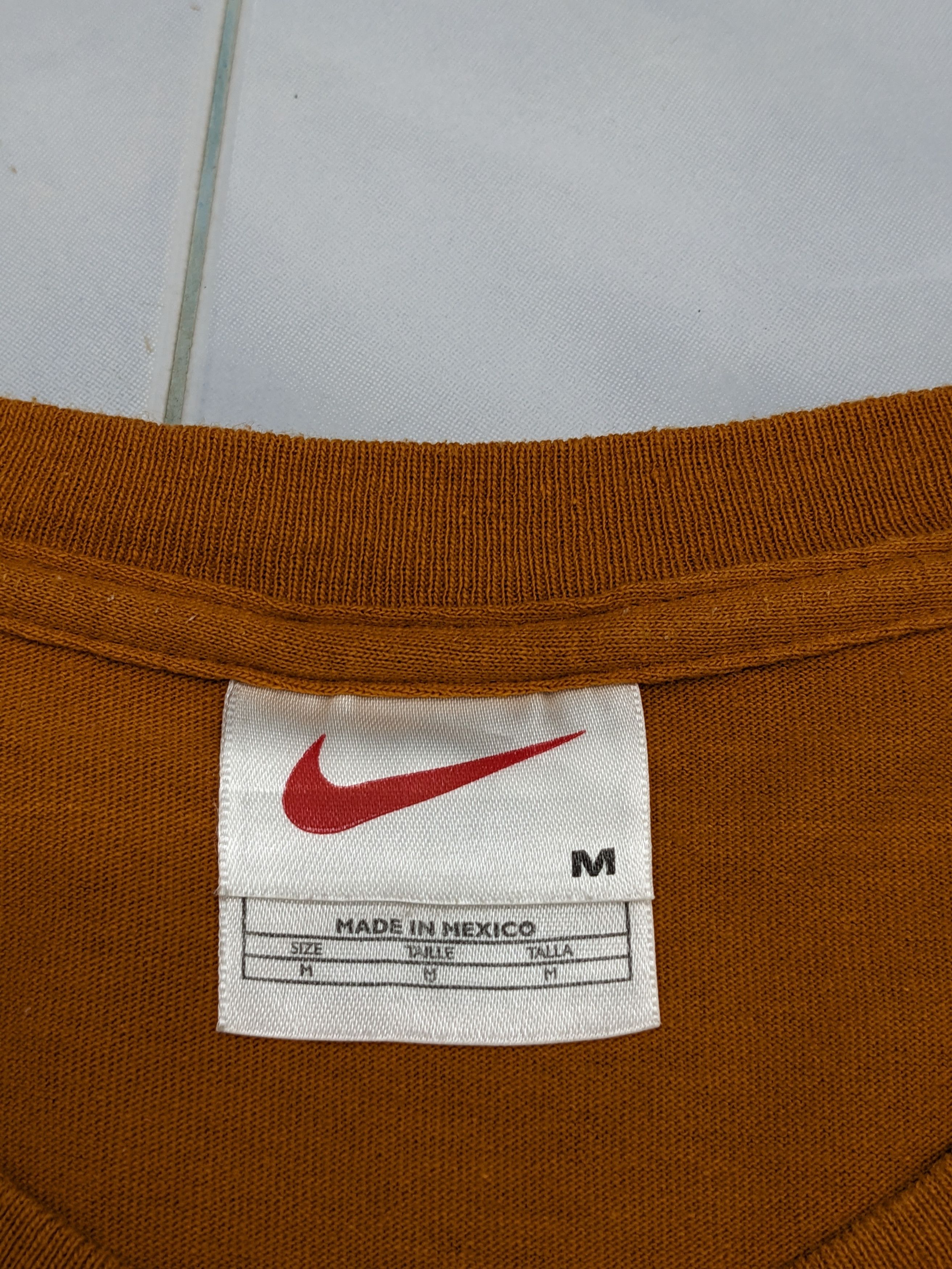 Nike VINTAGE 90S NIKE TSHIRT Size US M / EU 48-50 / 2 - 8 Thumbnail