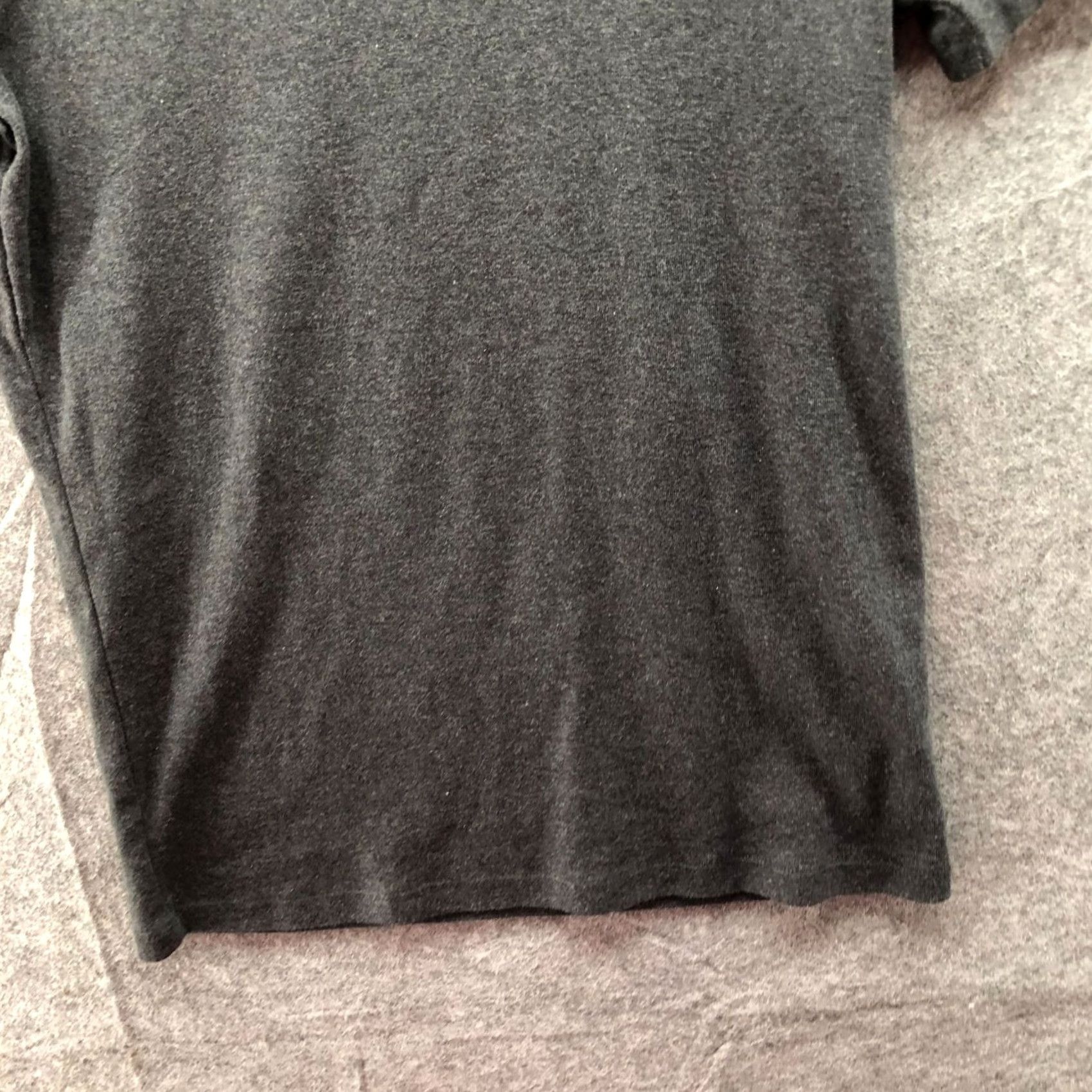 Tommy Hilfiger Tommy Hilfiger T Shirt Womens L Dark Gray Short Sleeve Crewneck Cotton Logo Size L / US 10 / IT 46 - 4 Thumbnail