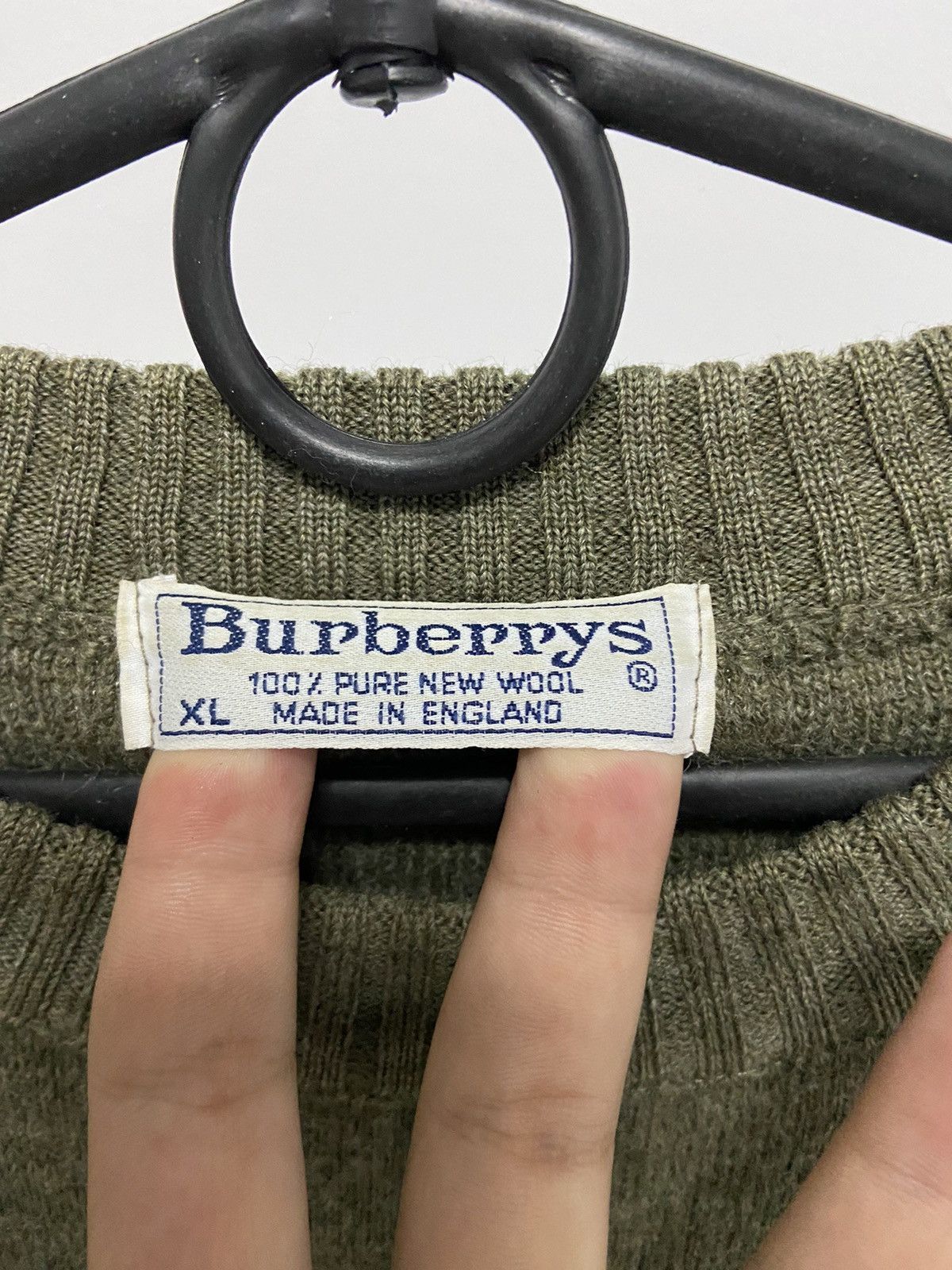 Burberry Burberry Vintage sweater Wool knitted Logo leather elbows Size US XL / EU 56 / 4 - 5 Thumbnail
