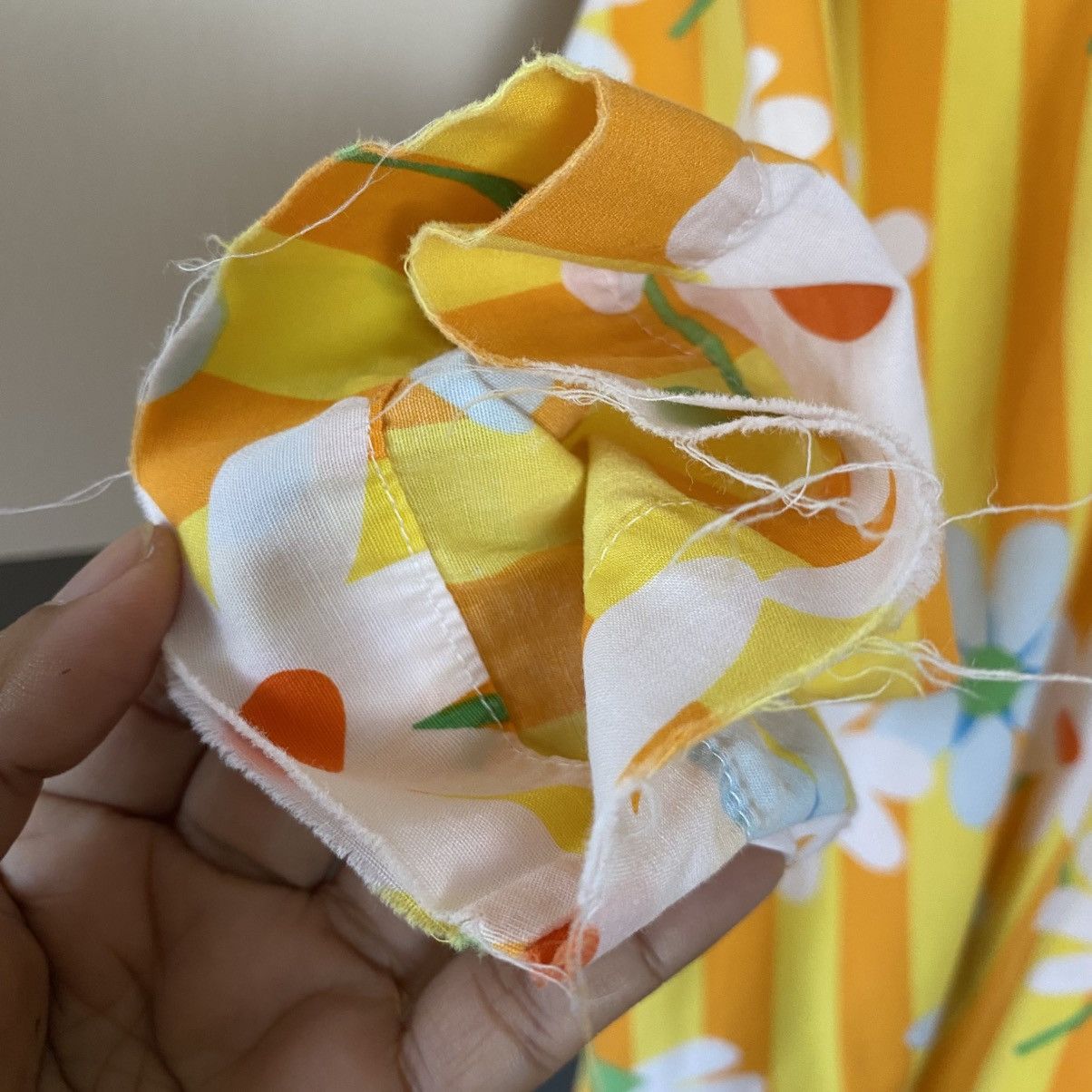 Enrico Coveri Enrico Coveri Yellow Daisy Stripe Pajama Shirt Size L / US 10 / IT 46 - 6 Thumbnail