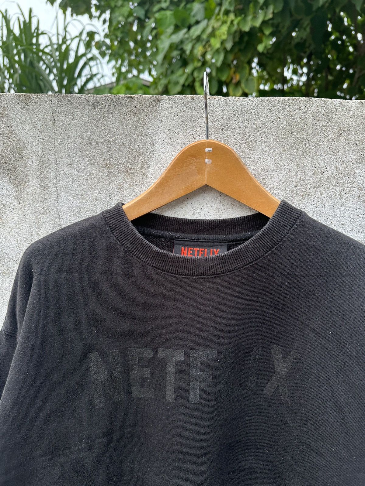 Beams Plus Beams + netflix sweatshirt Size US S / EU 44-46 / 1 - 4 Thumbnail