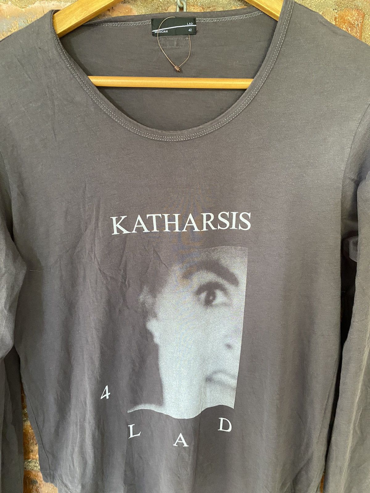 Lad Musician 2000s Lad Musician X Katharsis shock face Size US M / EU 48-50 / 2 - 3 Thumbnail