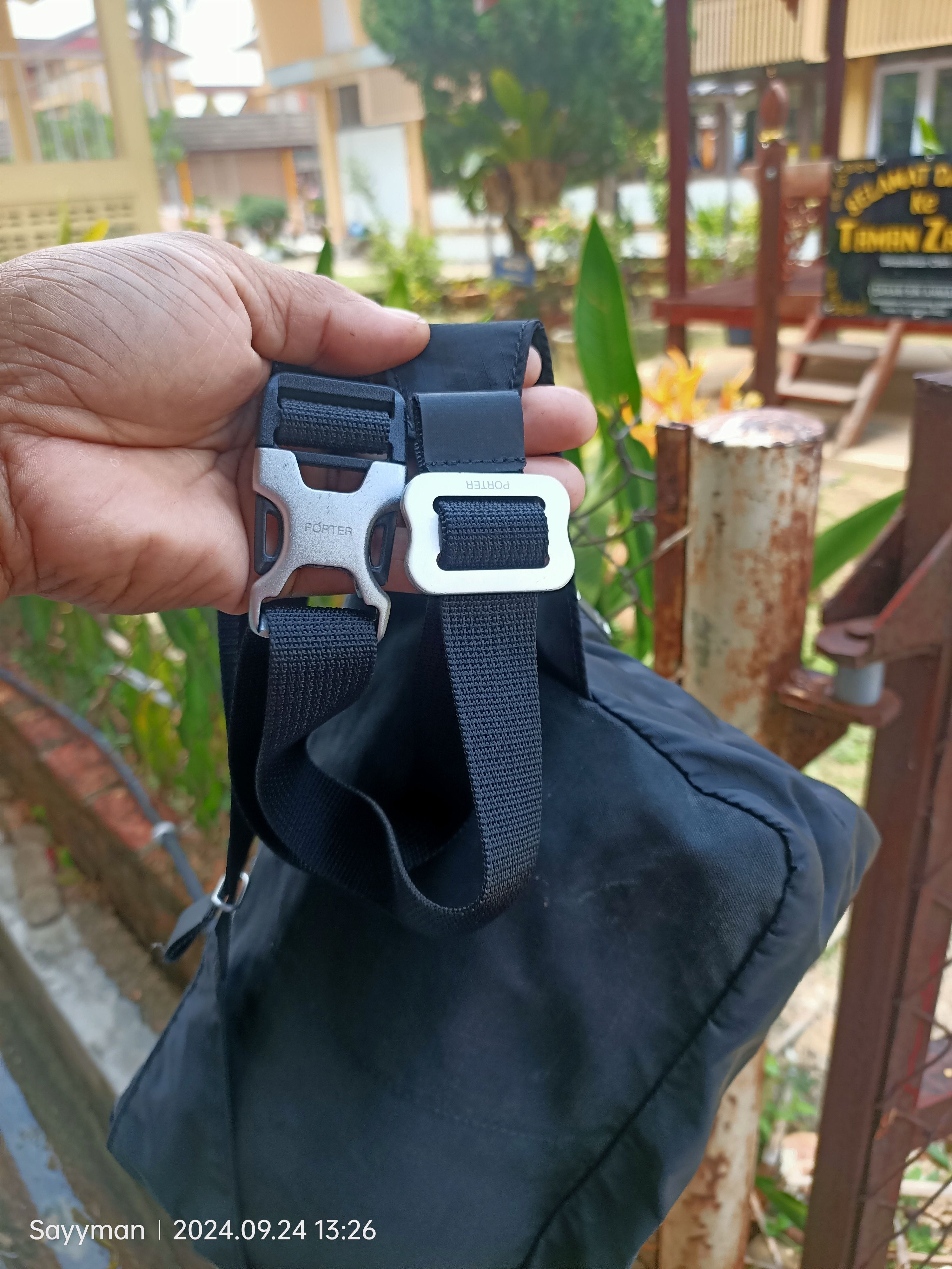 Japanese Brand × Porter Portal Yoshida & Company Nylon Sling/Waist Bag Tote Bag Size ONE SIZE - 4 Thumbnail