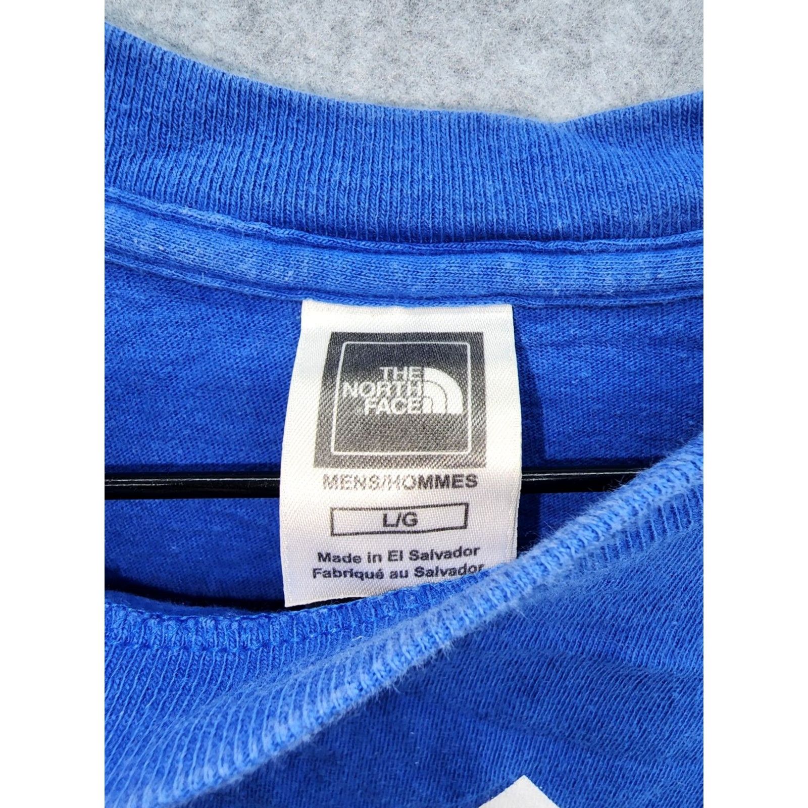 The North Face The North Face T-Shirt Adult Large Blue Mountains Logo Crew Neck Short Sleeve Regular Size US L / EU 52-54 / 3 - 3 Thumbnail
