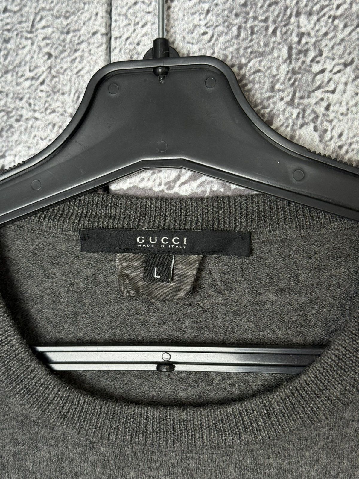 Gucci Gucci by Tom Ford 00s Grey Wool Crewneck Sweater Logo Patch Size M / US 6-8 / IT 42-44 - 8 Thumbnail