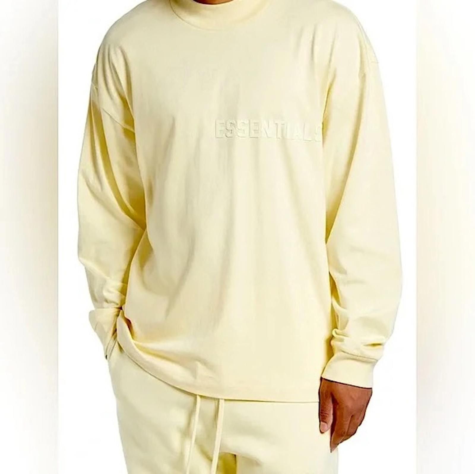 Fear of God Fear of God Essentials L/S Tee Canary Size Large Size US L / EU 52-54 / 3 - 1 Thumbnail