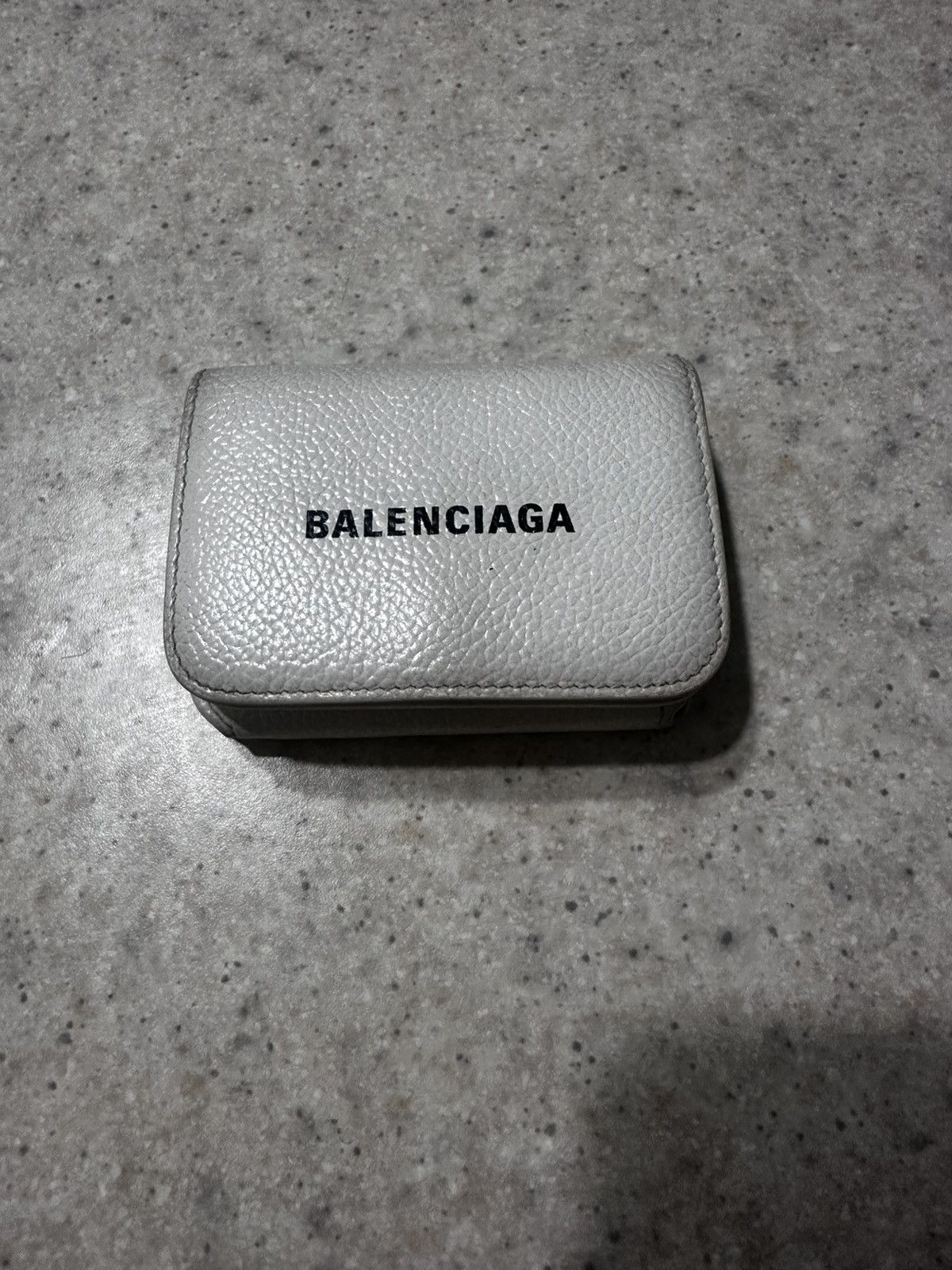 Balenciaga Balenciaga White tri fold multi pocket wallet Size ONE SIZE - 1 Thumbnail