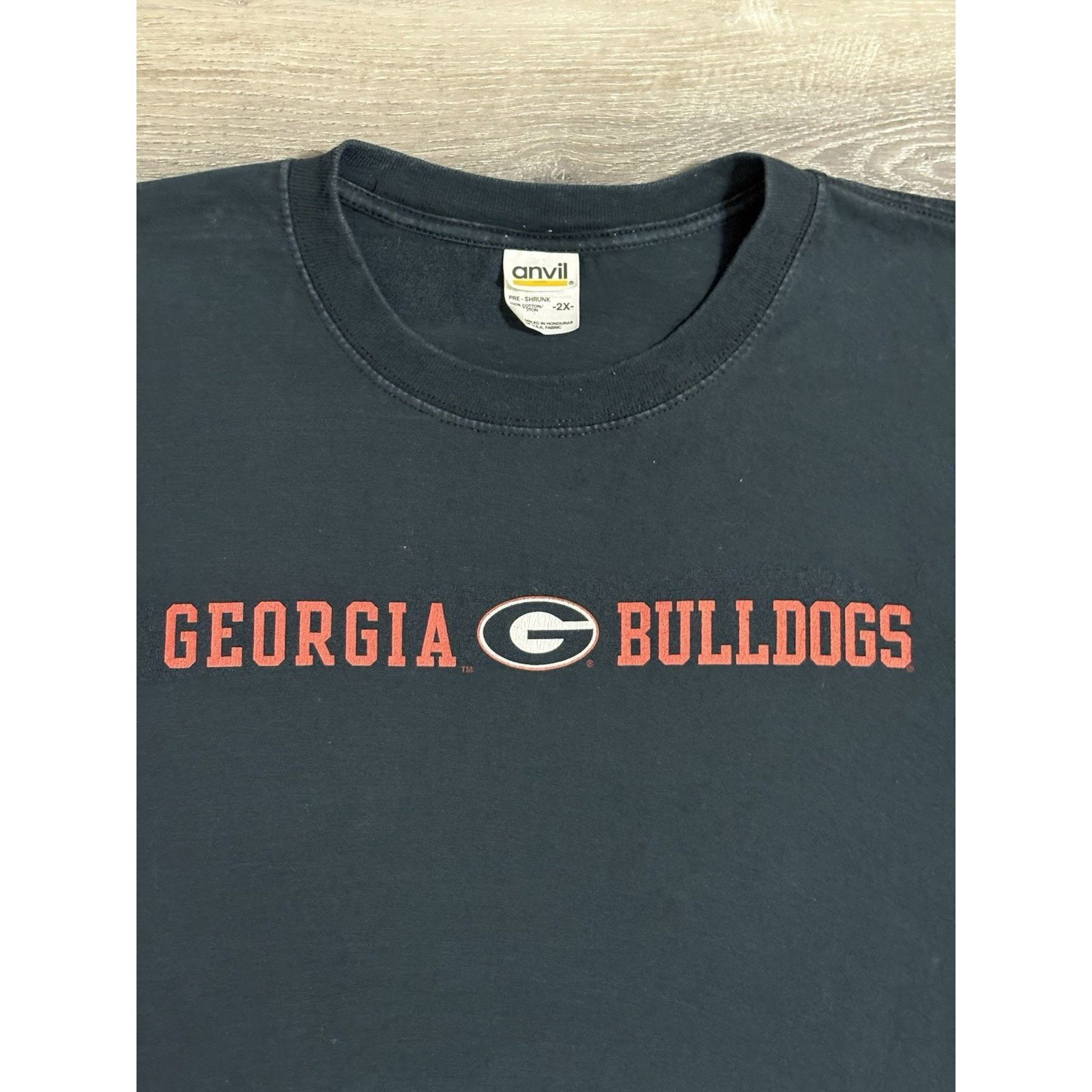 Anvil Vintage Georgia Bulldogs Logo Black Shirt - Men’s XXL 2XL Size US XXL / EU 58 / 5 - 2 Thumbnail