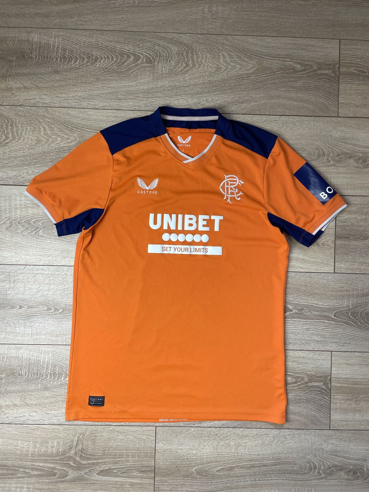 Castore RANGERS 2022/2023 THIRD FOOTBALL SHIRT SOCCER JERSEY L Size US L / EU 52-54 / 3 - 1 Thumbnail