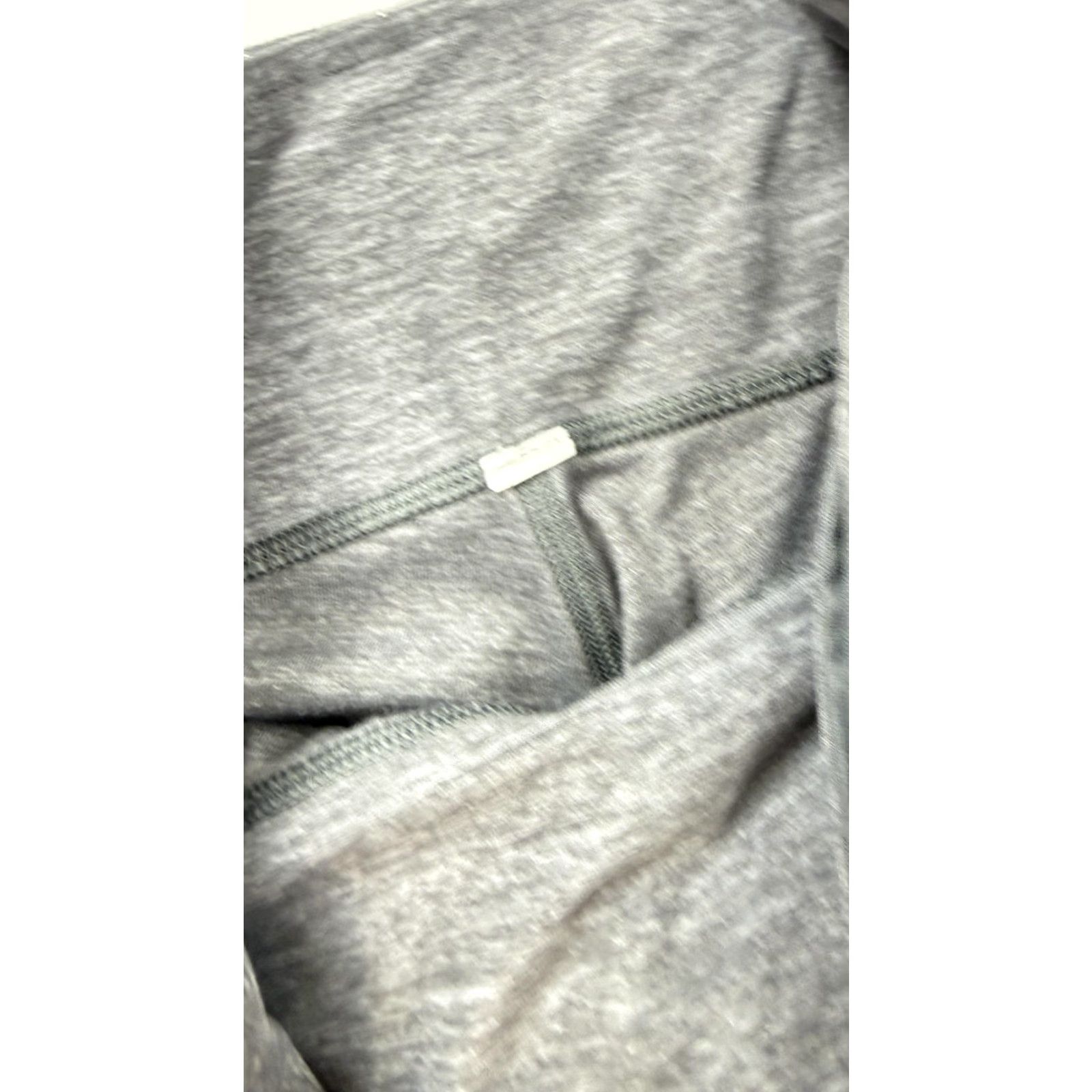 Lululemon Lululemon Pants Womens 2 Gray Straight Leg Yoga Activewear Athletic Gym Size 26" / US 2 / IT 38 - 2 Thumbnail