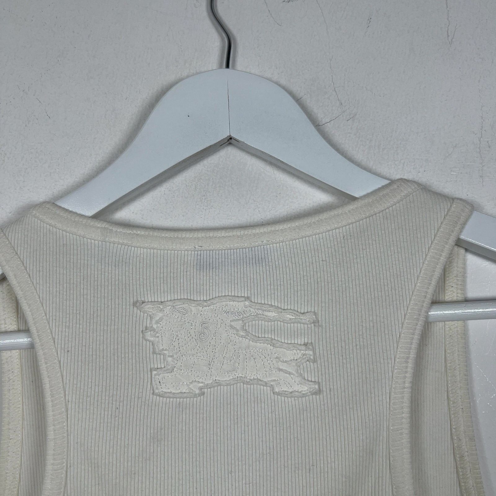 Burberry Burberry Equestrian Logo T-Shirts Size US M / EU 48-50 / 2 - 5 Thumbnail