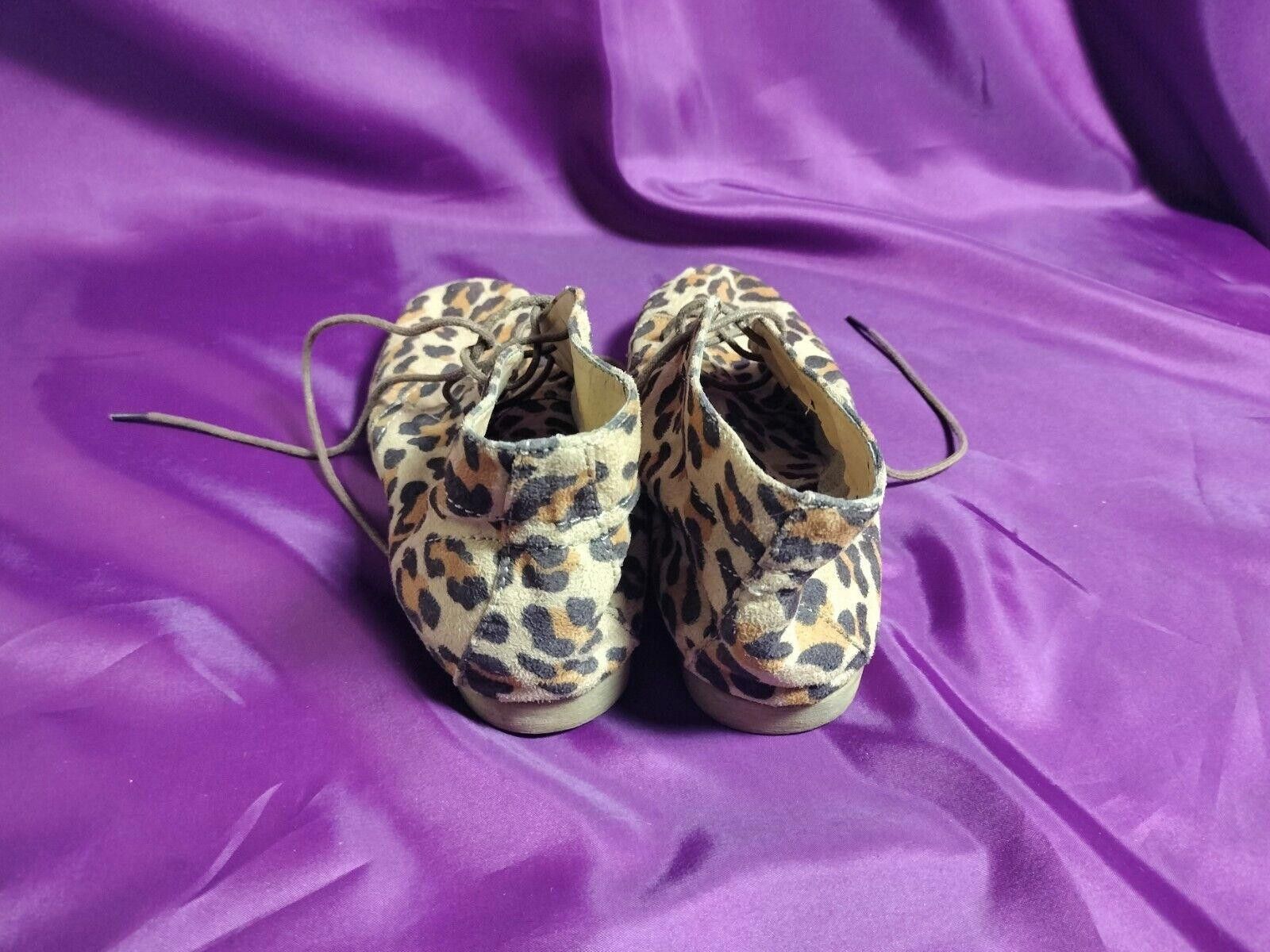 Designer Breckelles Cheetah Print Shoes Size 7½ Size US 7.5 / IT 37.5 - 3 Thumbnail