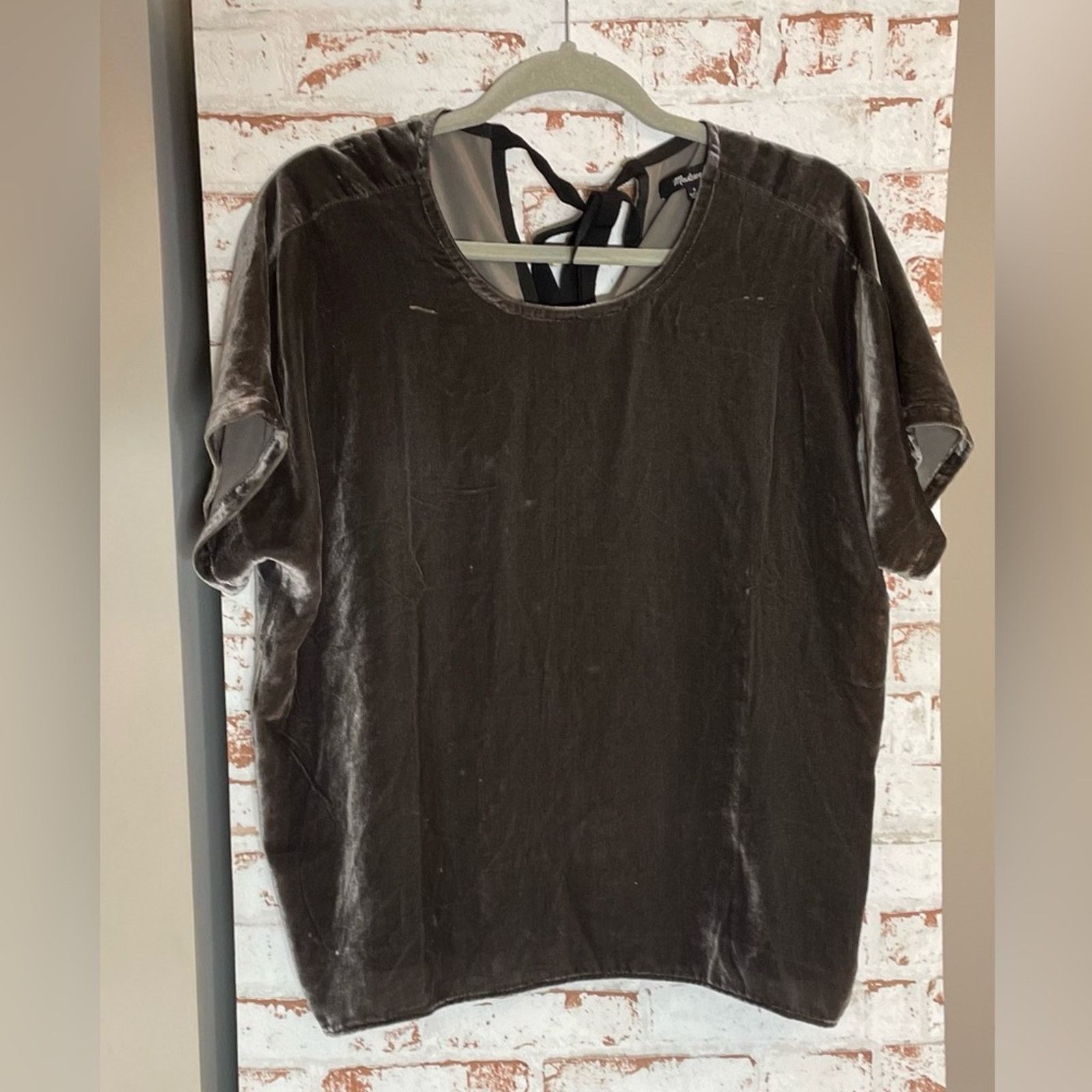 Madewell Madewell Charcoal Velvet Short Sleeve Top Size M / US 6-8 / IT 42-44 - 1 Thumbnail