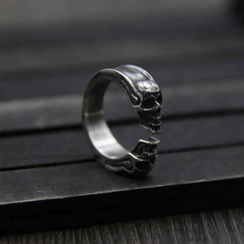 Jewelry Double skull Rings Size ONE SIZE - 5 Thumbnail