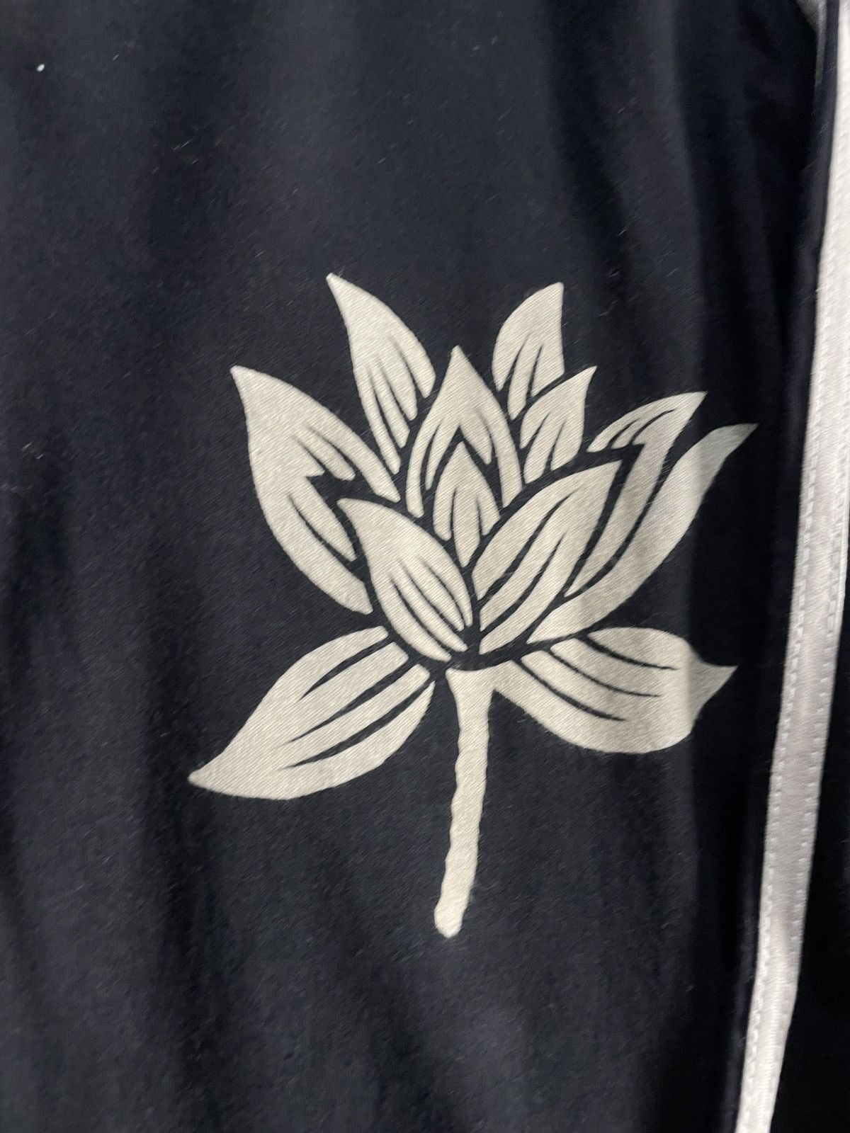 If Six Was Nine 2000s Japanese archive Vkei Lotus Graphic Track Jacket Size US M / EU 48-50 / 2 - 7 Thumbnail