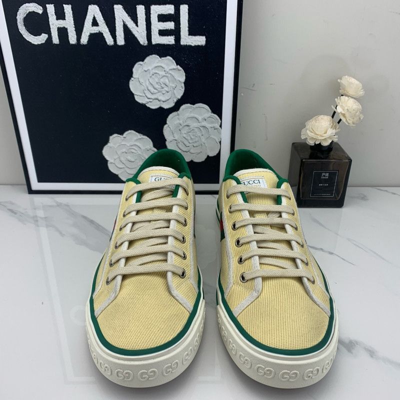 Gucci Gucci Tennis 1977 Sporty Vintage Sneakers for Men - Size US 10.5 / EU 43-44 - 1 Thumbnail