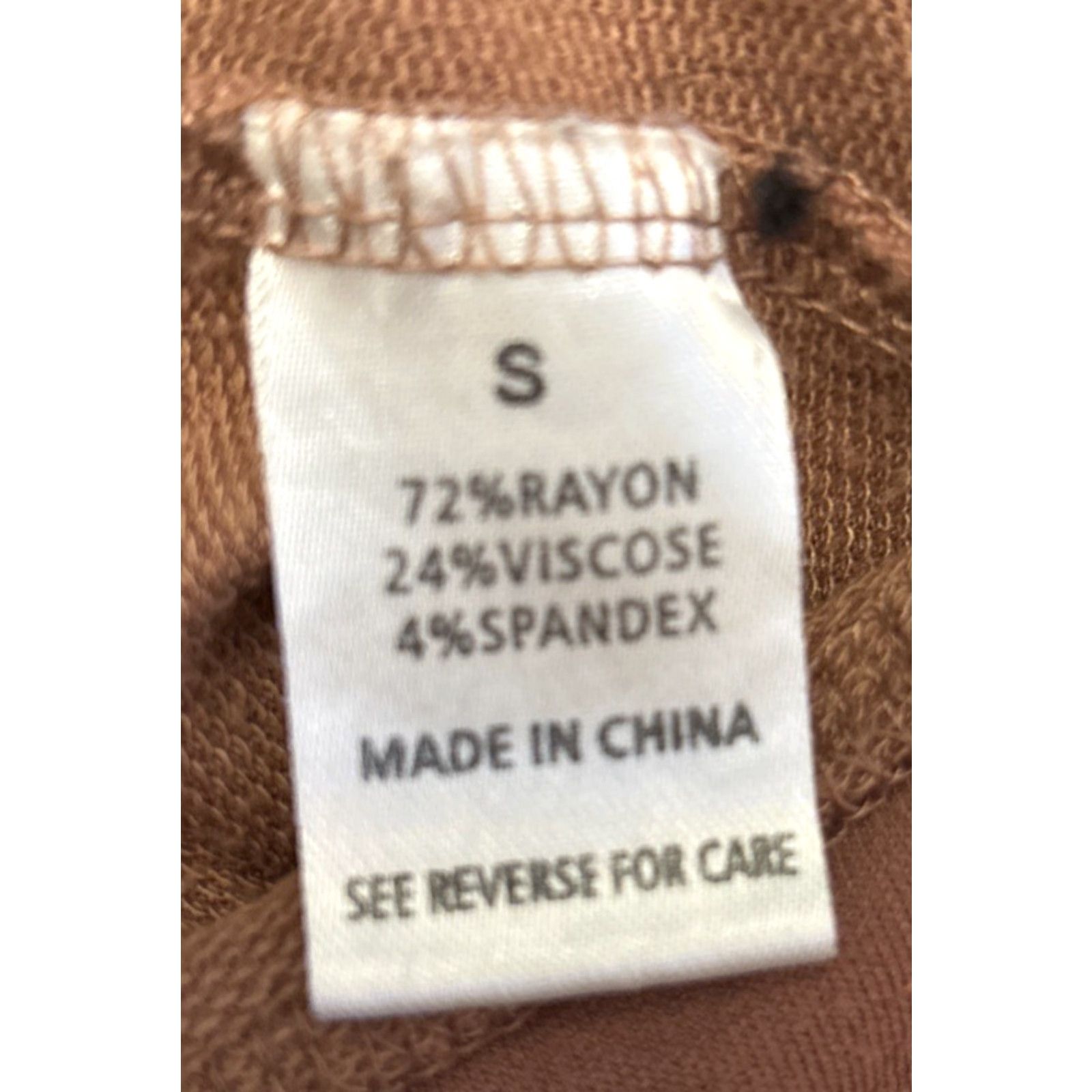 Vintage Wishlist Shirt Womens Small Light Brown Crew Neck Knit Top Long Sleeve Pullover 21-21.5" pit 27" length Casual 2012 Size S / US 4 / IT 40 - 7 Thumbnail