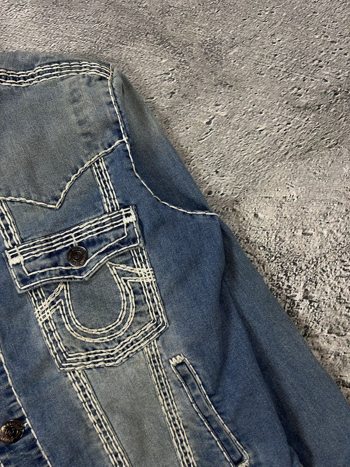 True Religion True Religion denim jacket trucker washed White stitching Size US M / EU 48-50 / 2 - 3 Thumbnail
