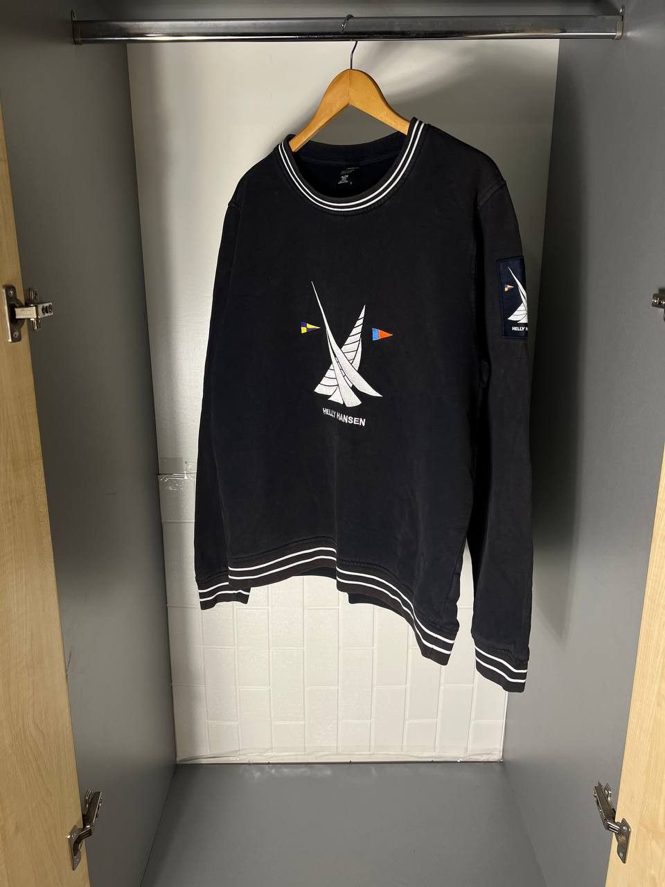 Helly Hansen VINTAGE HELLY HANSEN BIG LOGO RETRO SWEATSHIRT GORPCORE Y2K Size US XL / EU 56 / 4 - 4 Thumbnail