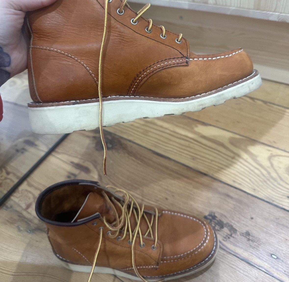 Red Wing Red Wing Women's Short Boot in Oro Legacy Leather Size US 7.5 / IT 37.5 - 3 Thumbnail