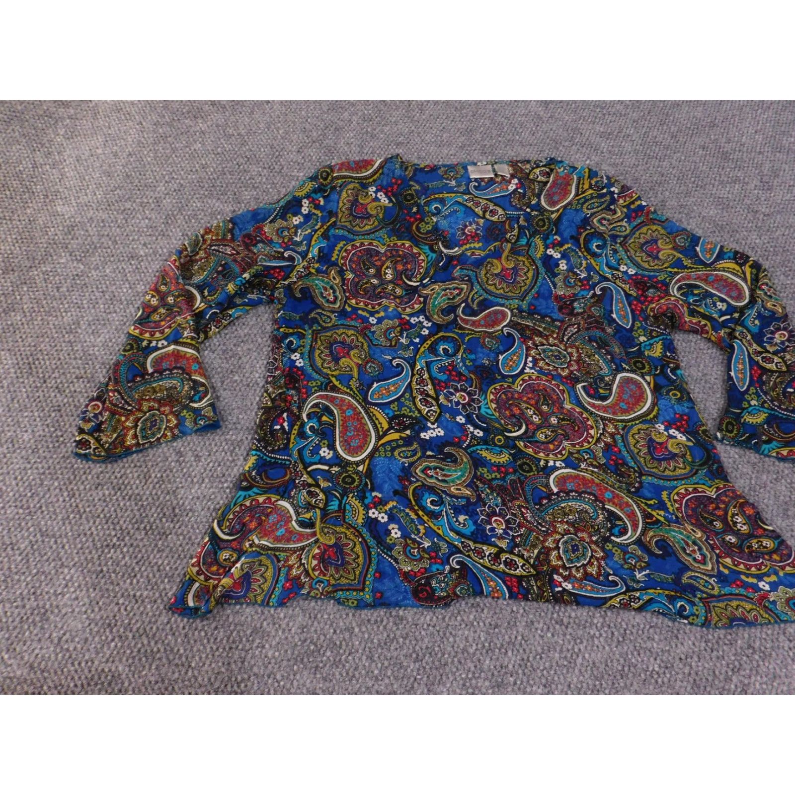 Vintage Chicos Blouse Womens 3 Blue Paisley Print 100% Silk Boho Long Sleeve Top Shirt V-Neck Interior Bell Sleeve Shilks Size XS / US 0-2 / IT 36-38 - 4 Thumbnail
