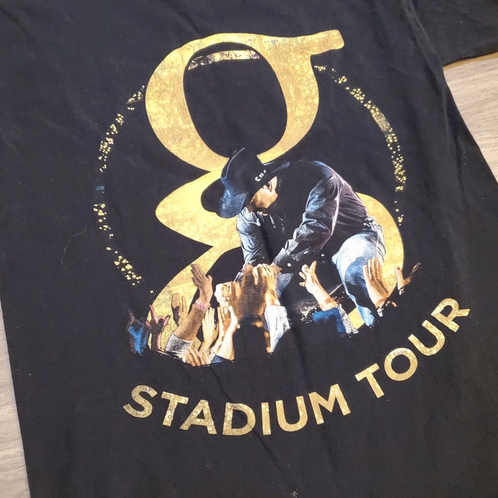 Hanes Garth Brooks 2022 Stadium Tour T Shirt Mens M Black Band Concert Size US M / EU 48-50 / 2 - 2 Thumbnail
